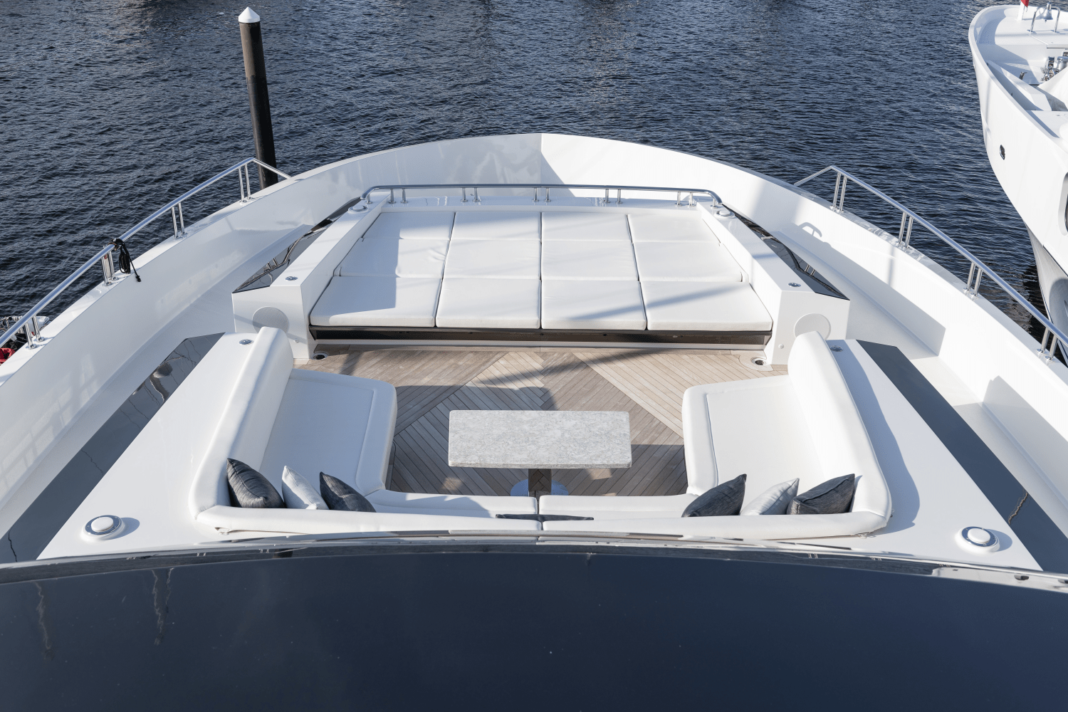 2025 Ocean Alexander 35R Image Thumbnail #26