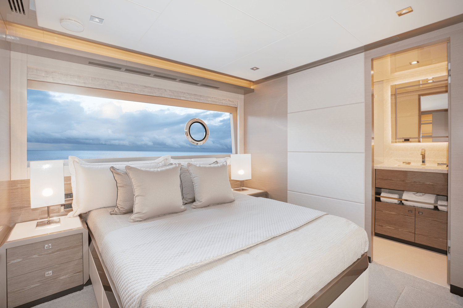 2025 Ocean Alexander 28E Image Thumbnail #33