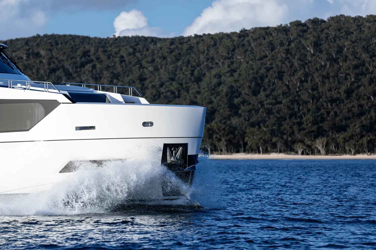2025 Ocean Alexander
                                                             28E Image Thumbnail #5
