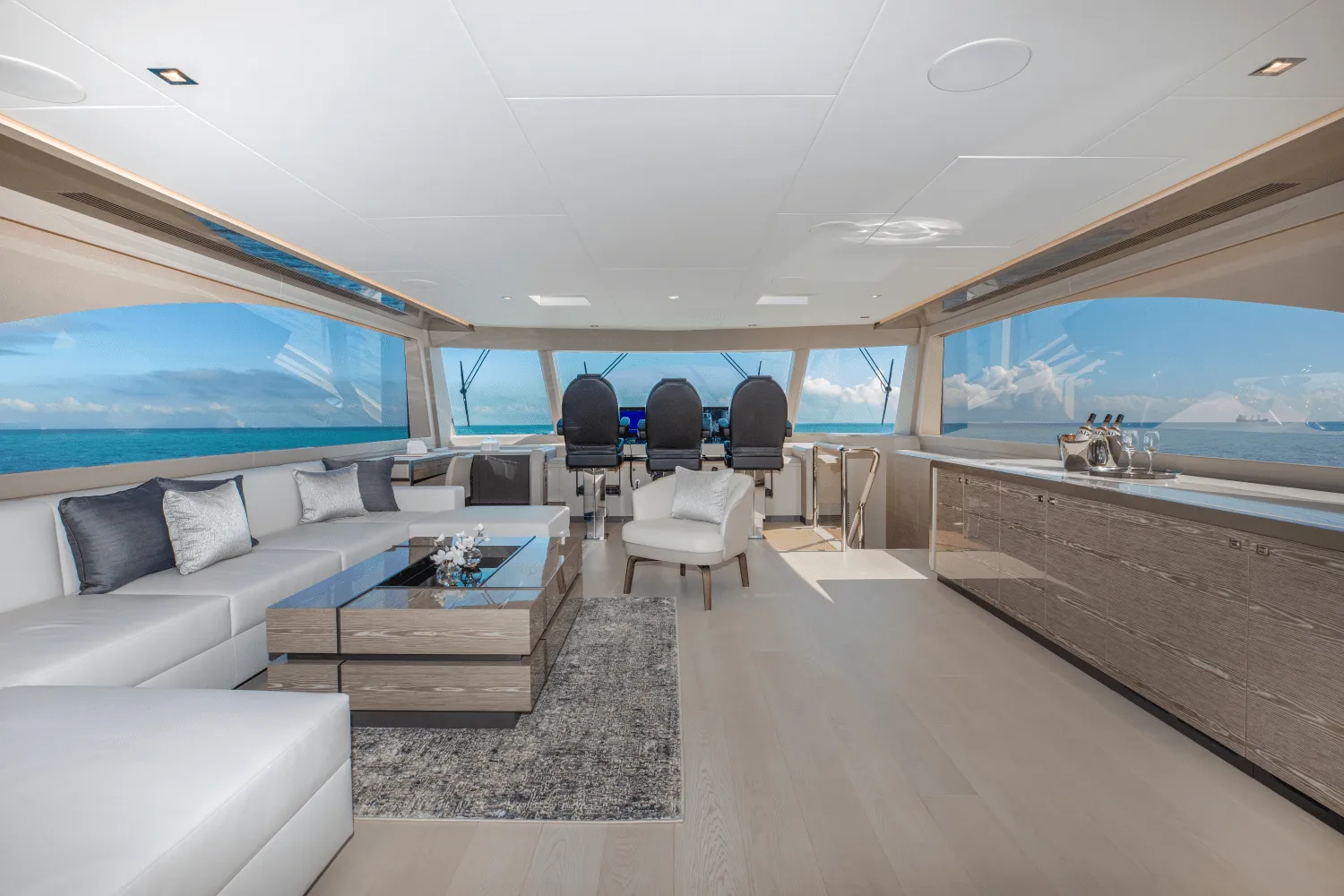2025 Ocean Alexander
                                                             28E Image Thumbnail #17