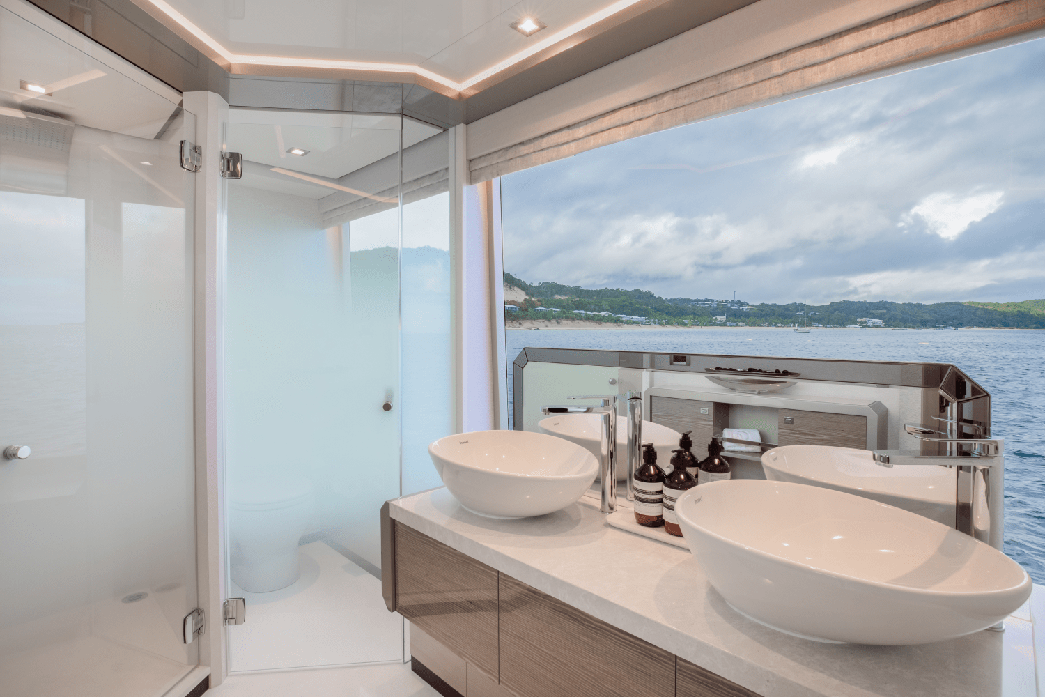 2025 Ocean Alexander 28E Image Thumbnail #34