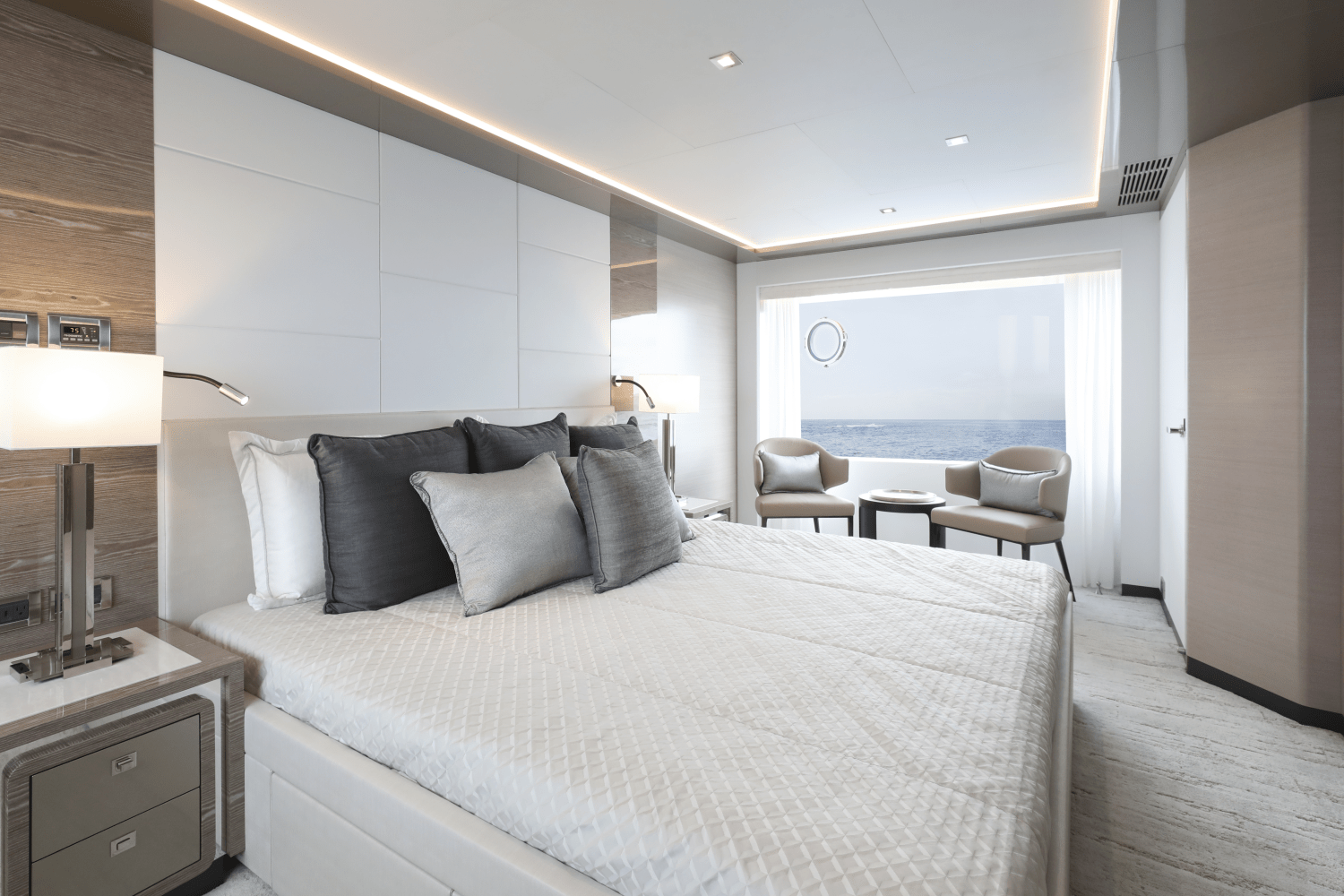 2025 Ocean Alexander 32E Image Thumbnail #28