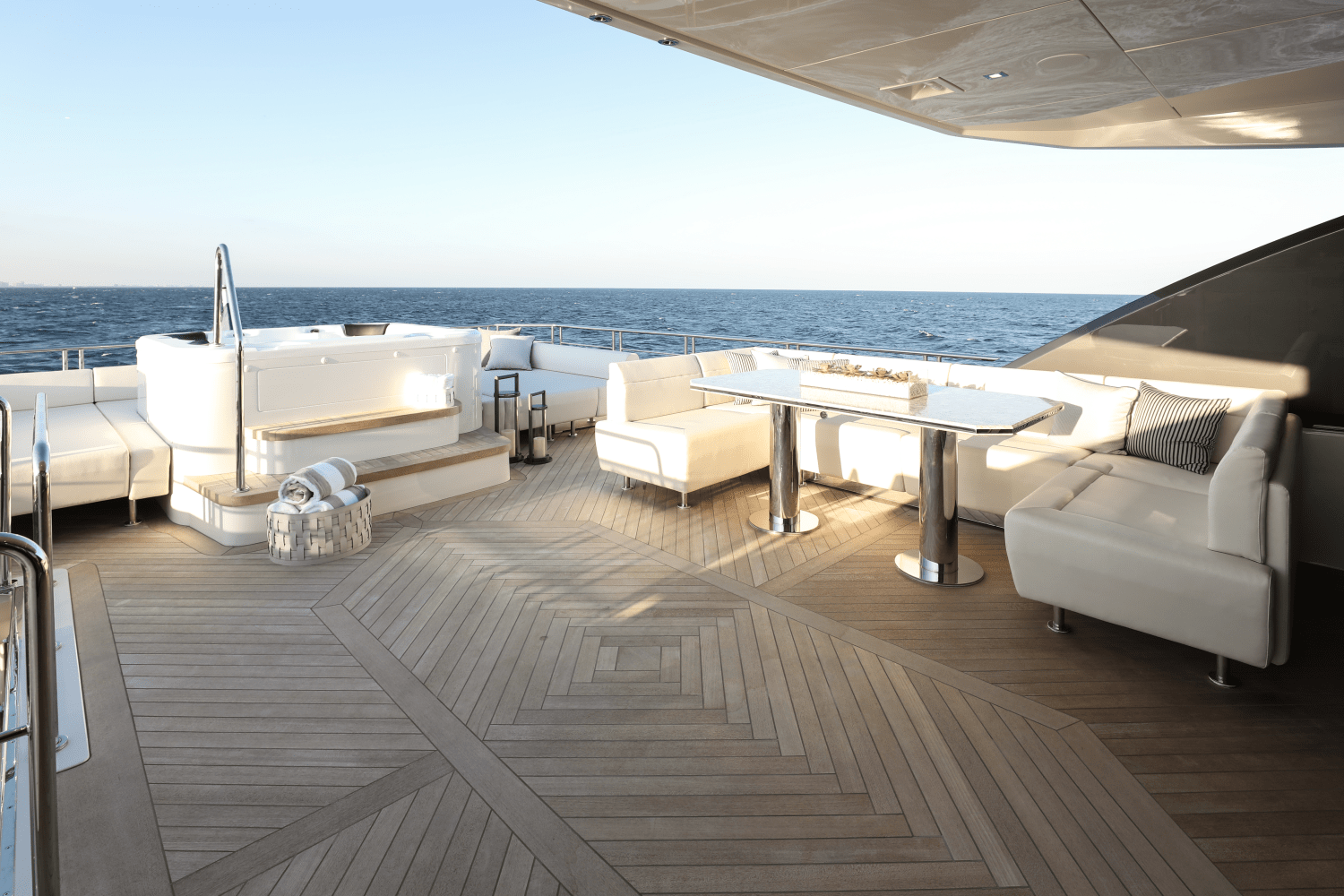 2025 Ocean Alexander 32E Image Thumbnail #15