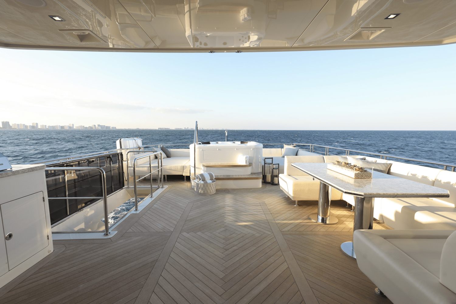 2025 Ocean Alexander 32E Image Thumbnail #14