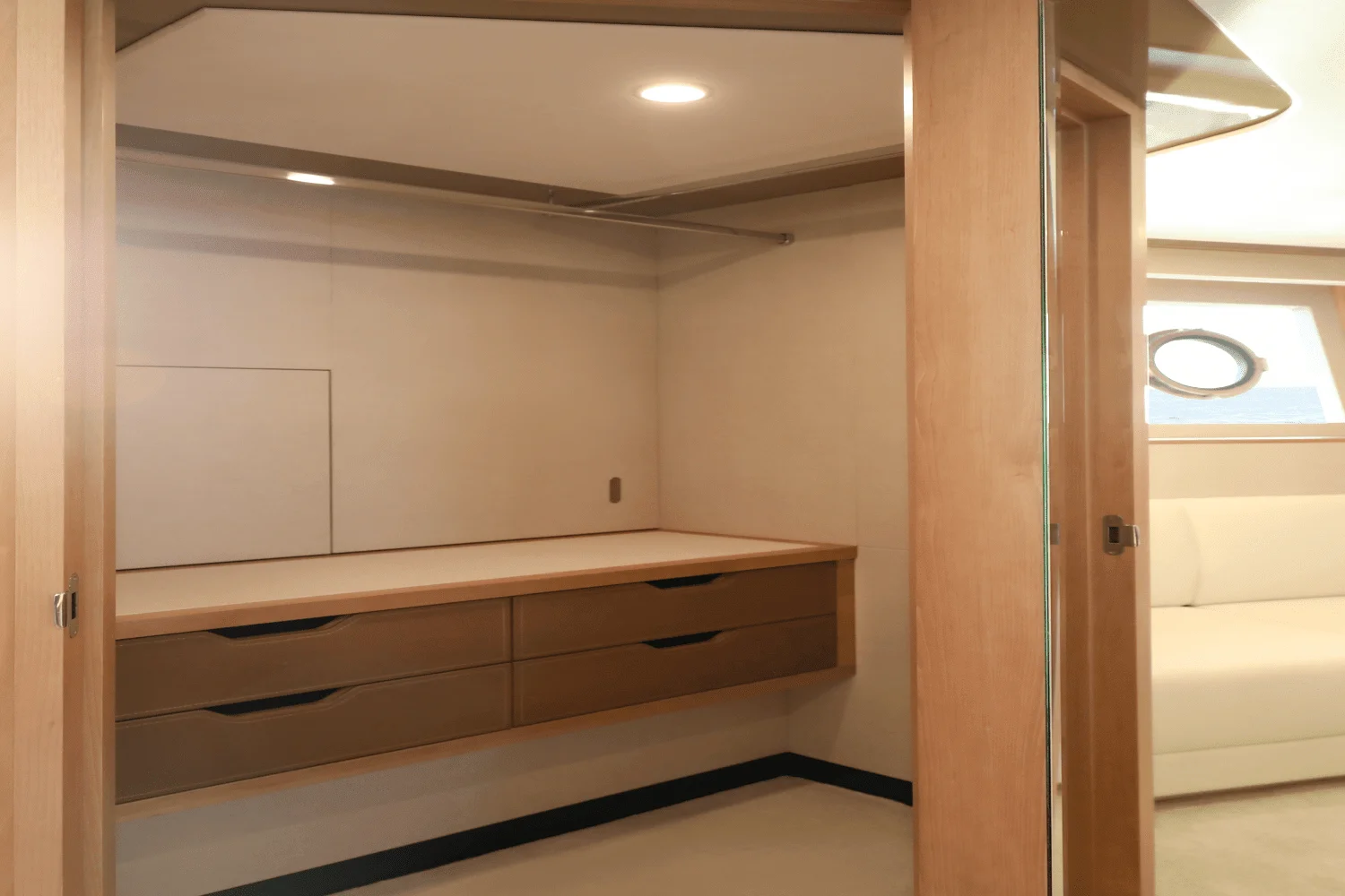 2026 Ocean Alexander 28L Image Thumbnail #51