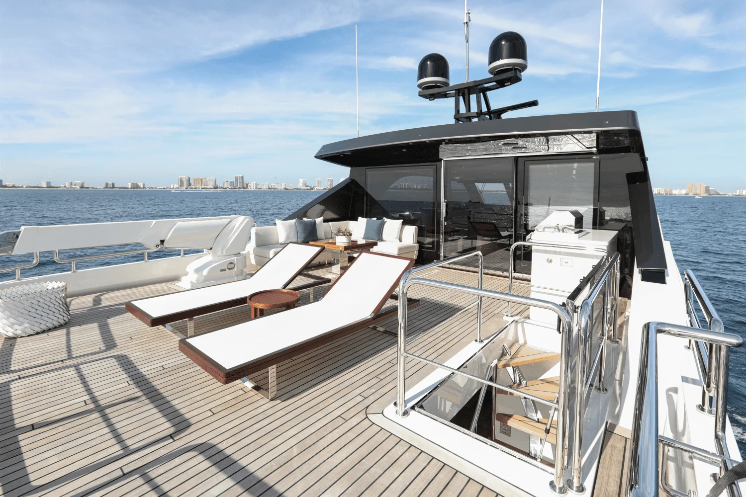 2026 Ocean Alexander
                                                             28L Image Thumbnail #29