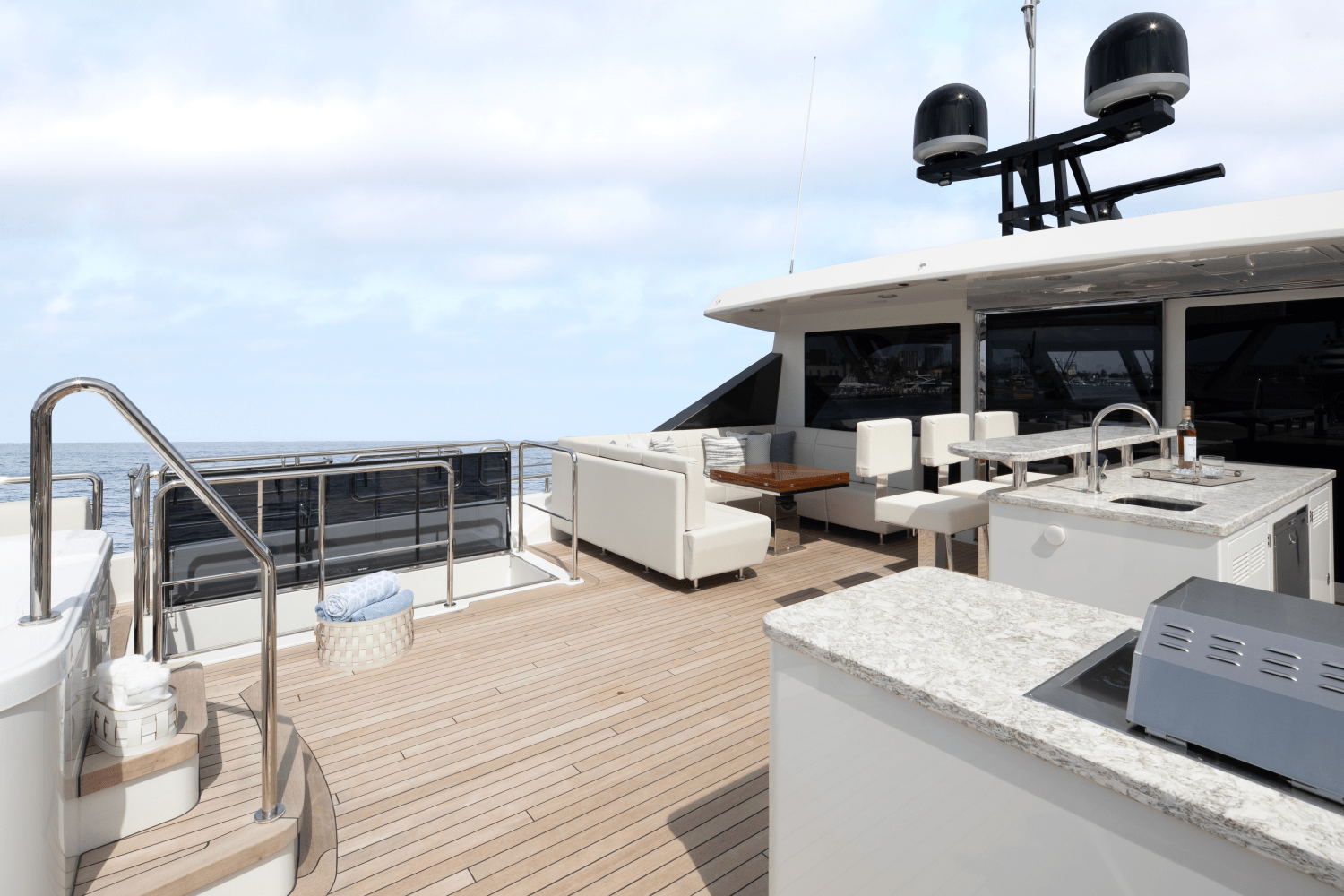 2025 Ocean Alexander 32L Image Thumbnail #43