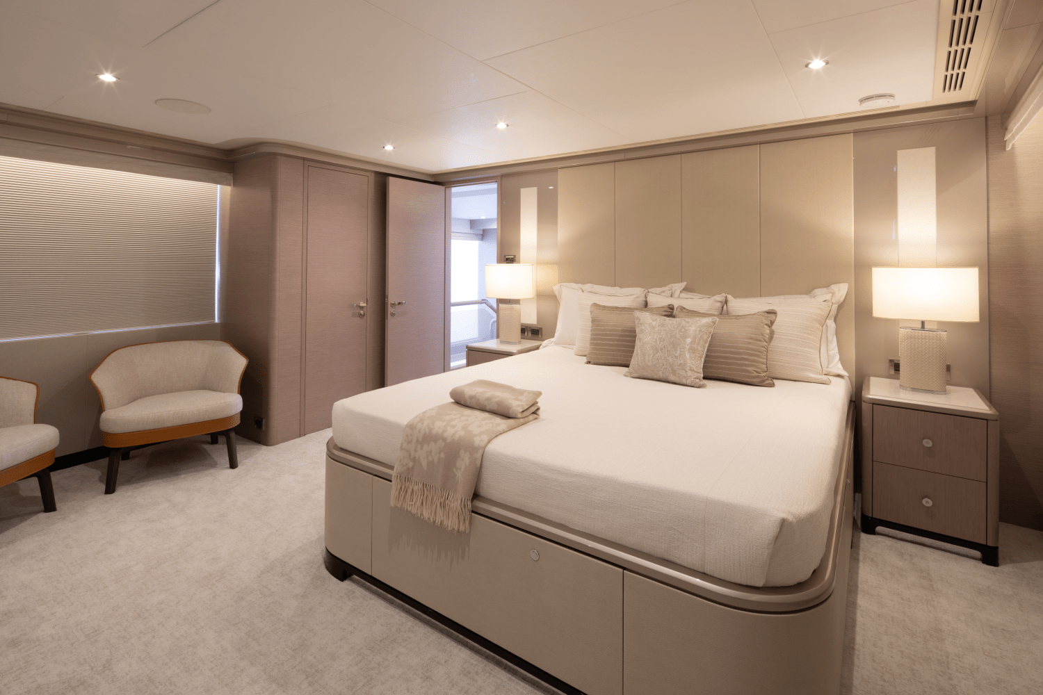 2025 Ocean Alexander 32L Image Thumbnail #66