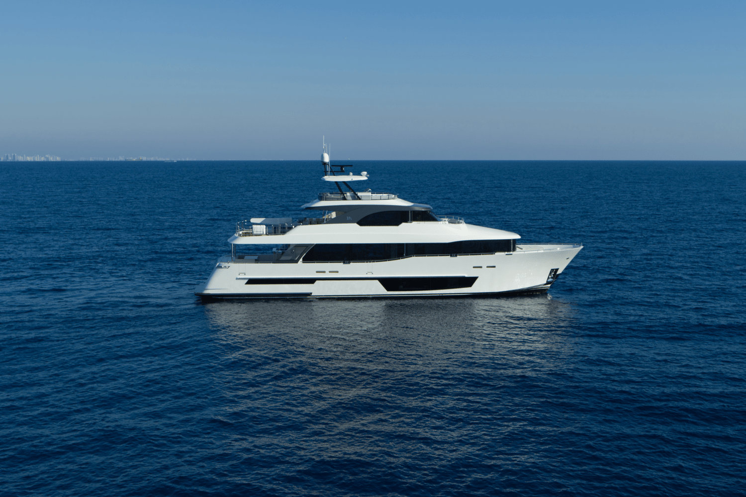2025 Ocean Alexander 37L Image Thumbnail #9