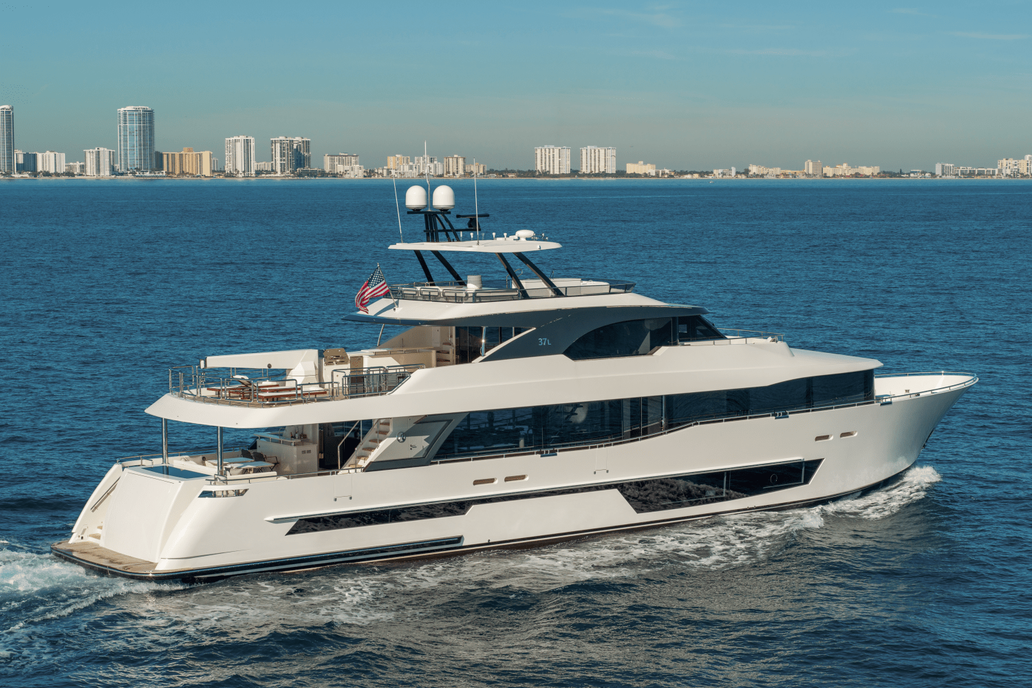 2025 Ocean Alexander 37L Image Thumbnail #4