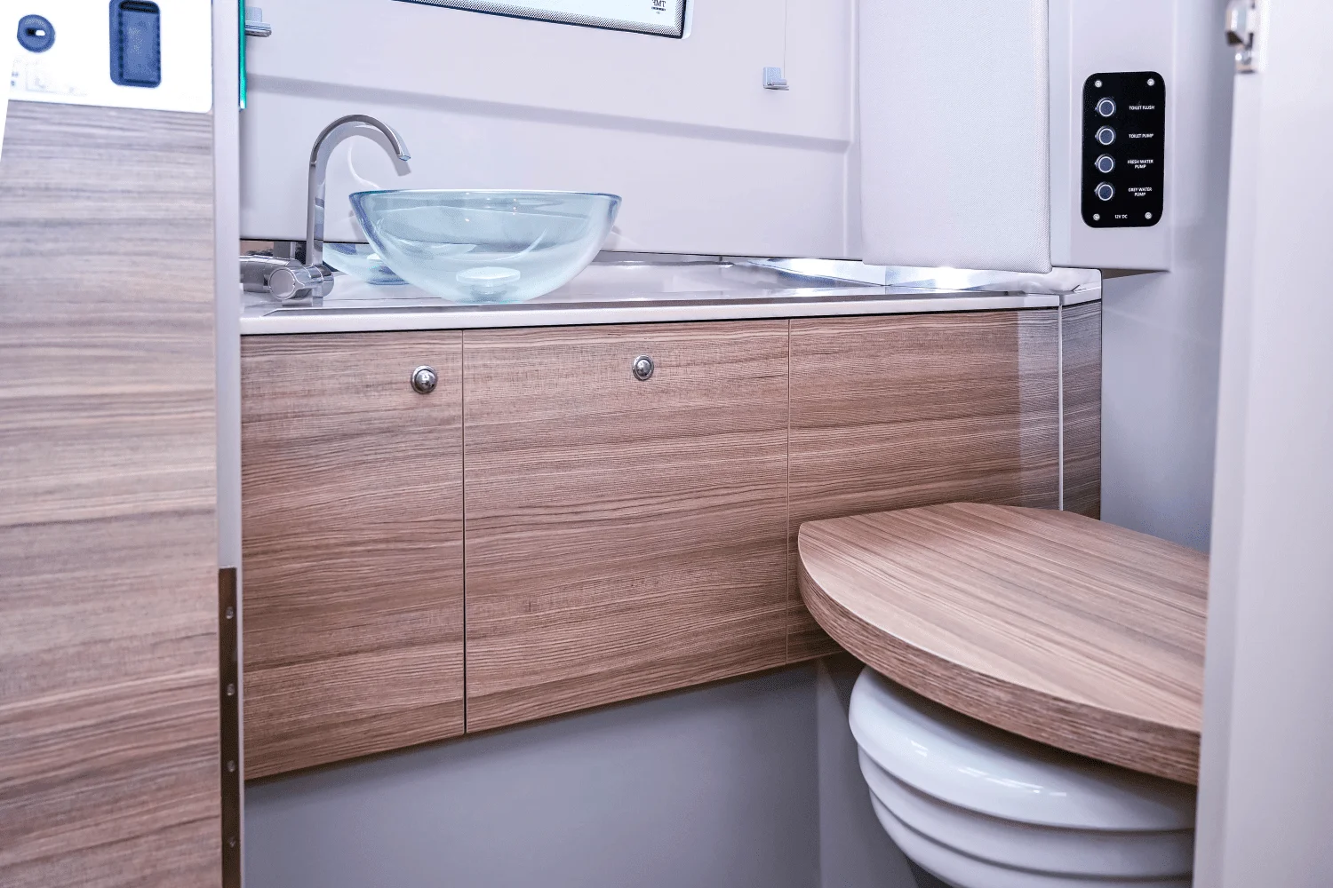 2025 Saxdor 320 GTO Image Thumbnail #8