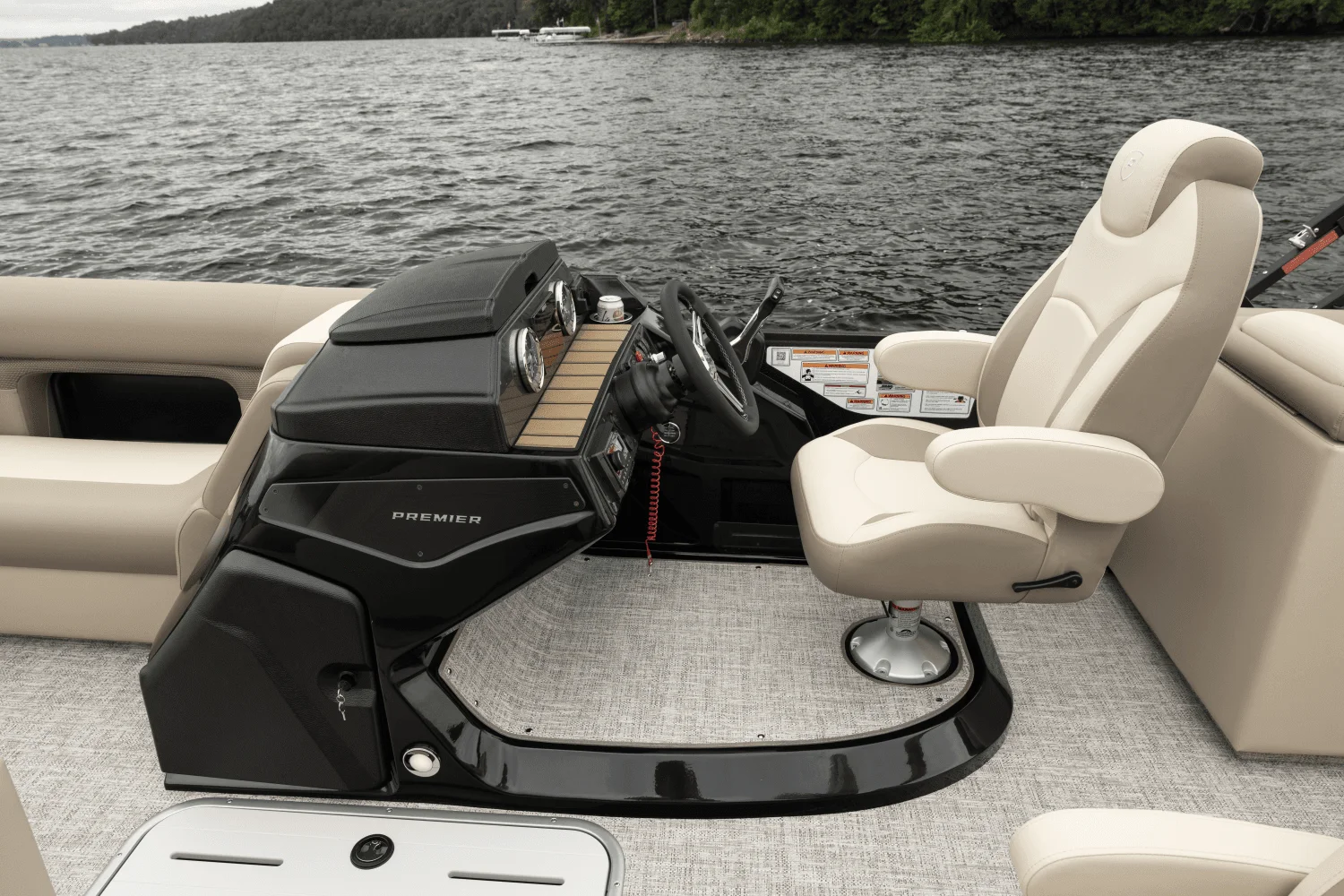 2026 Premier 250 Solaris Image Thumbnail #12