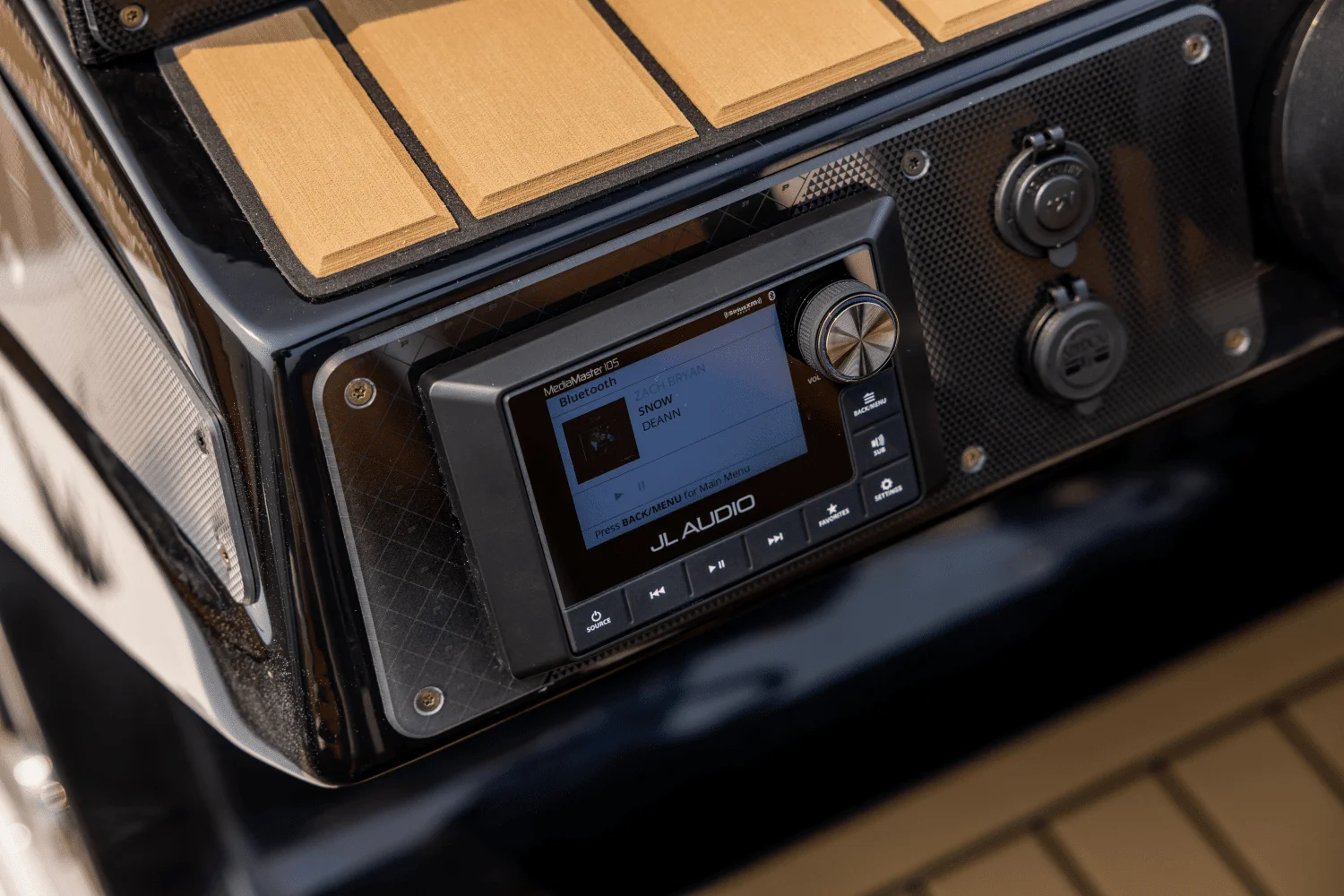 2026 Premier 230 Solaris Image Thumbnail #9