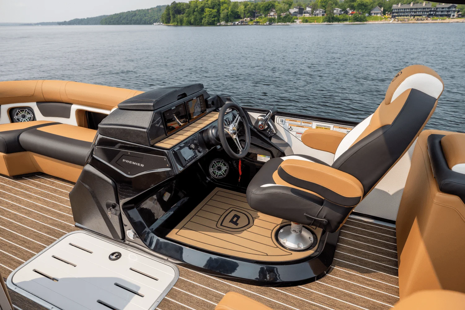 2026 Premier 230 Solaris Image Thumbnail #8