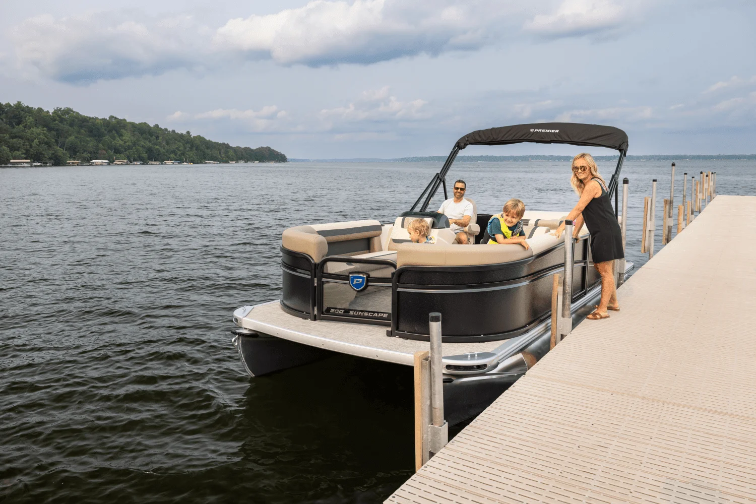 2026 Premier 200 Sunscape Image Thumbnail #2