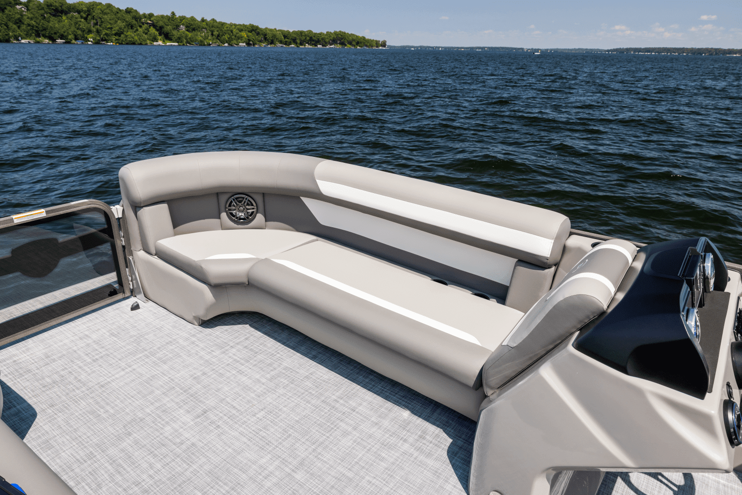 2026 Premier 220 Sunscape Image Thumbnail #8