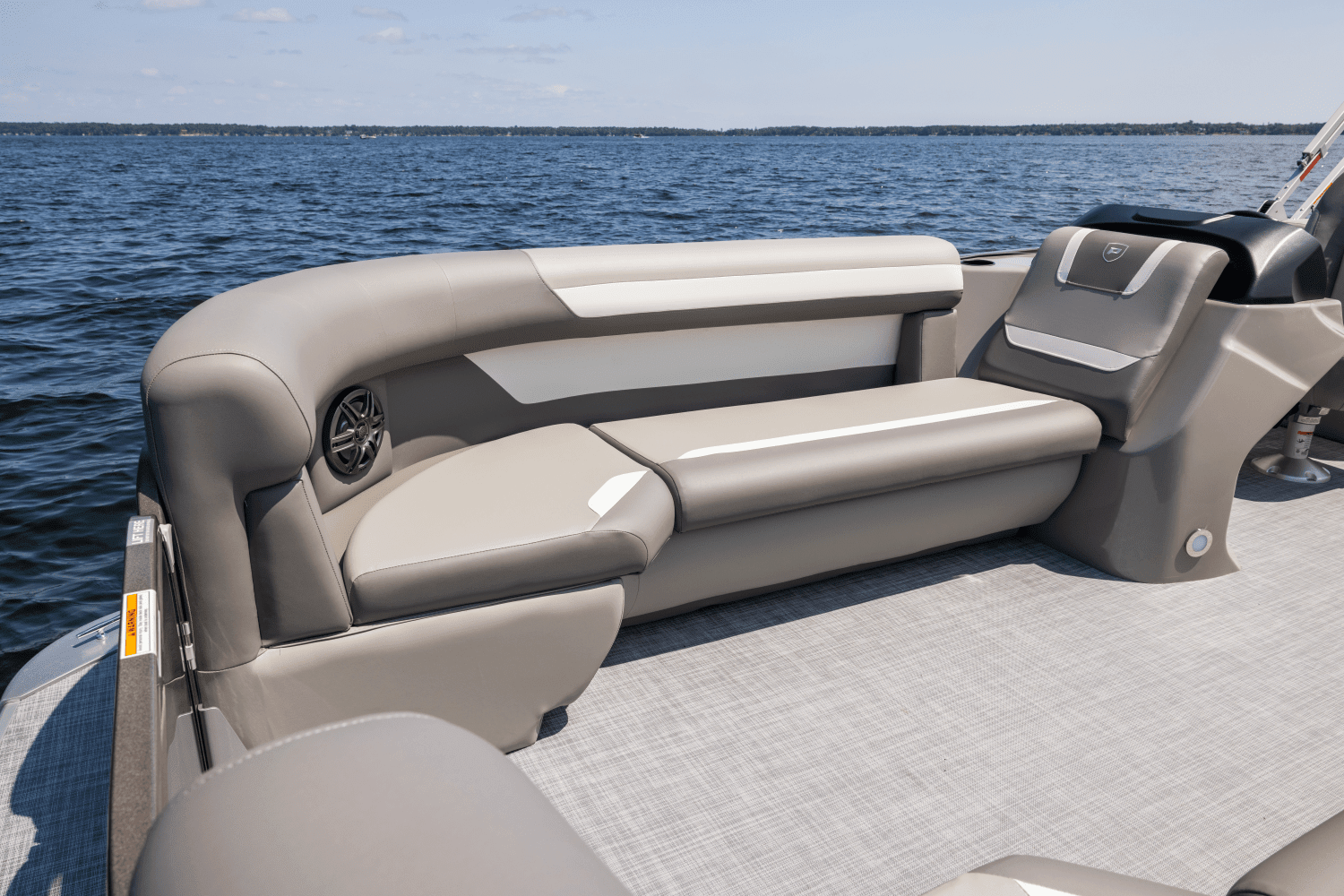 2026 Premier 220 Sunscape Image Thumbnail #10