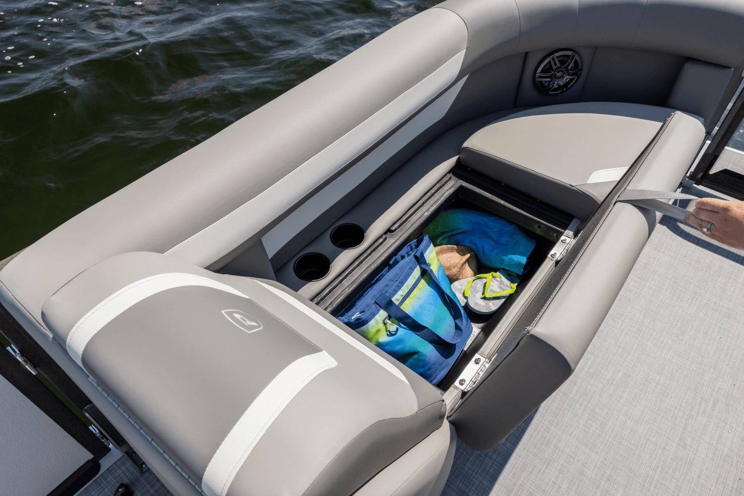 2026 Premier 220 Sunscape Image Thumbnail #17