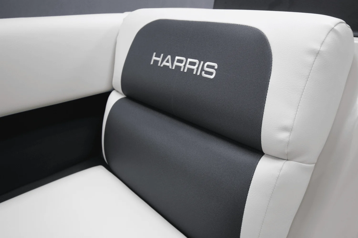 2026 Harris Breeze 230 Image Thumbnail #14