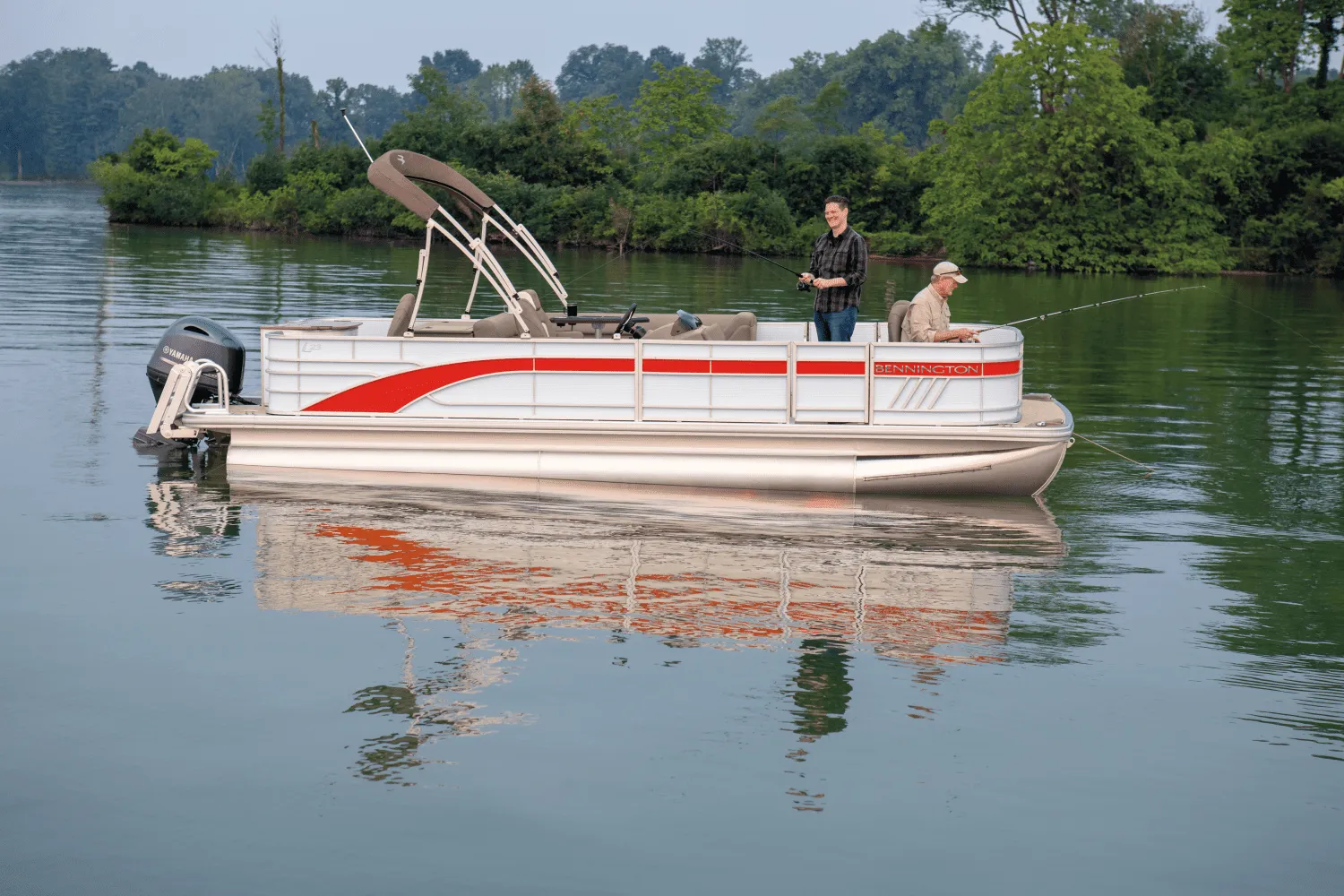 2025 Bennington L Series Image Thumbnail #0
