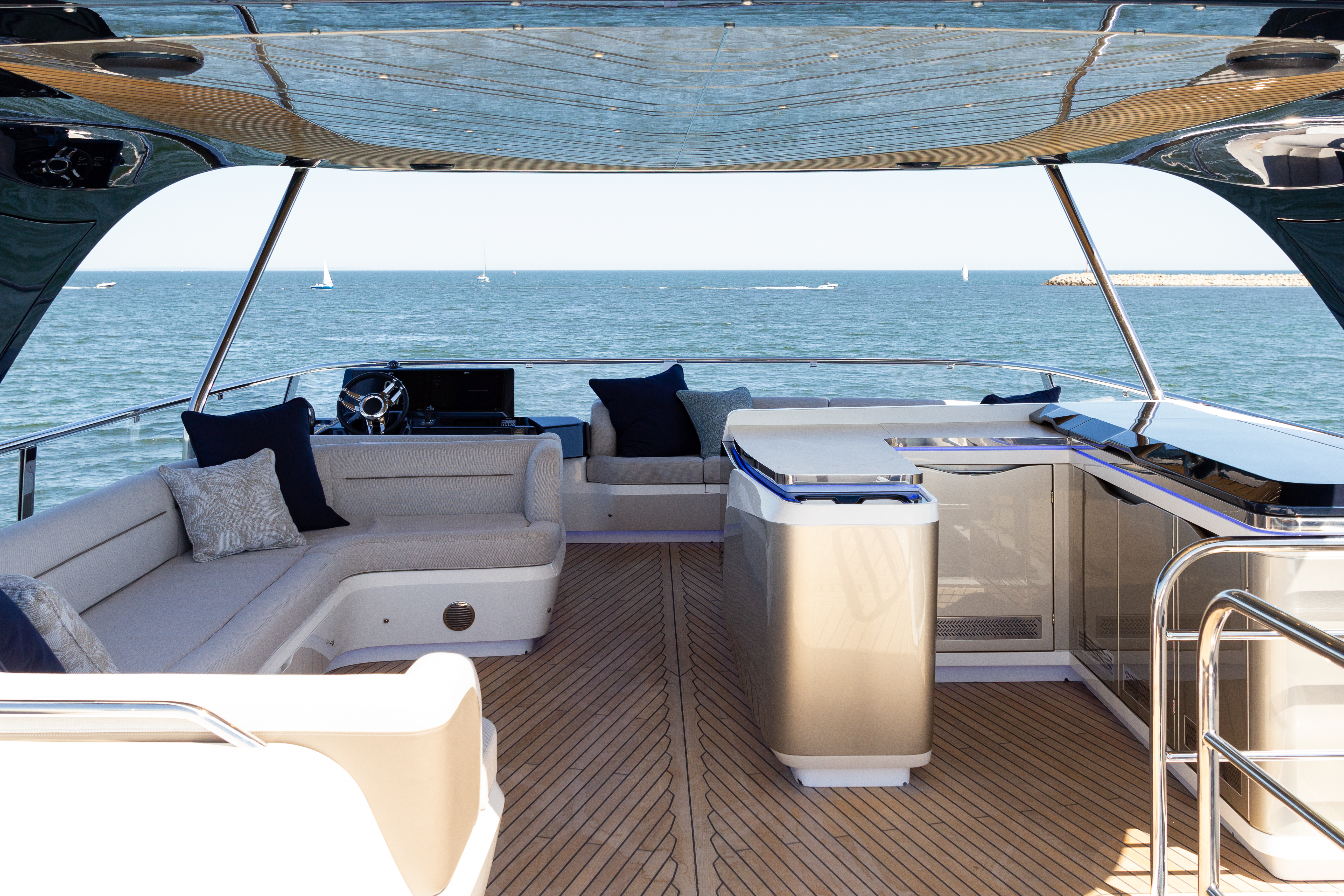 2026 Galeon 620 FLY Image Thumbnail #28