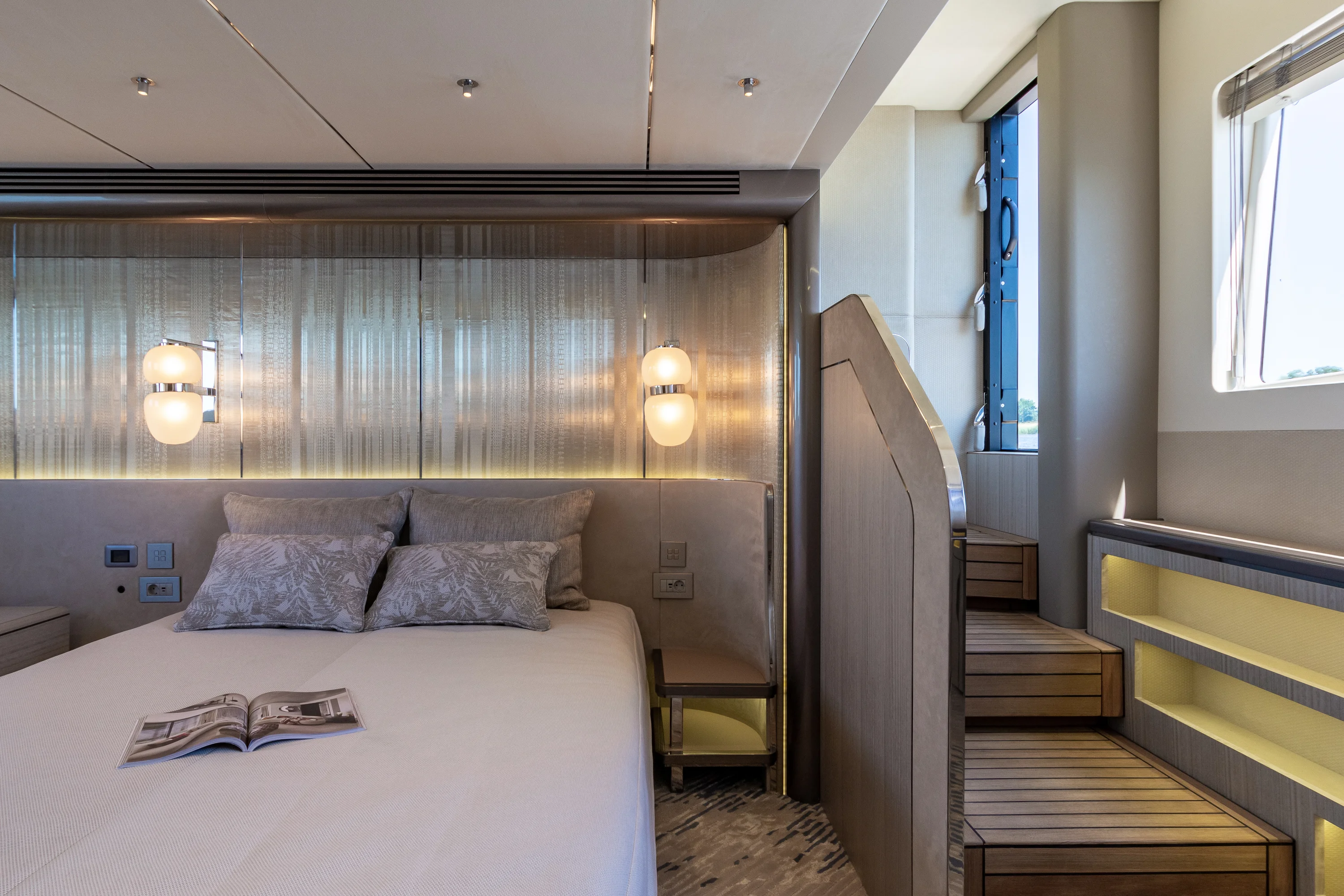 2026 Galeon
                                                             620 FLY Image Thumbnail #37