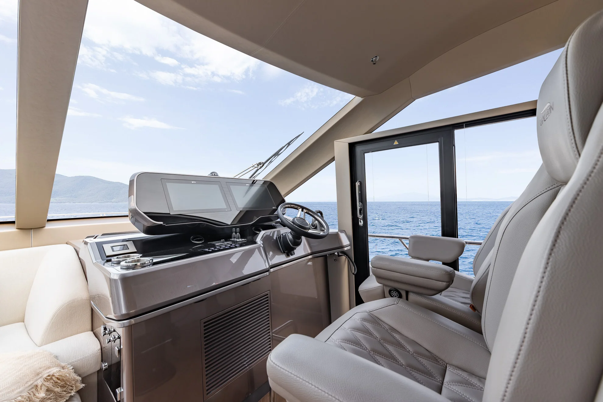 2026 Galeon
                                                             620 FLY Image Thumbnail #16