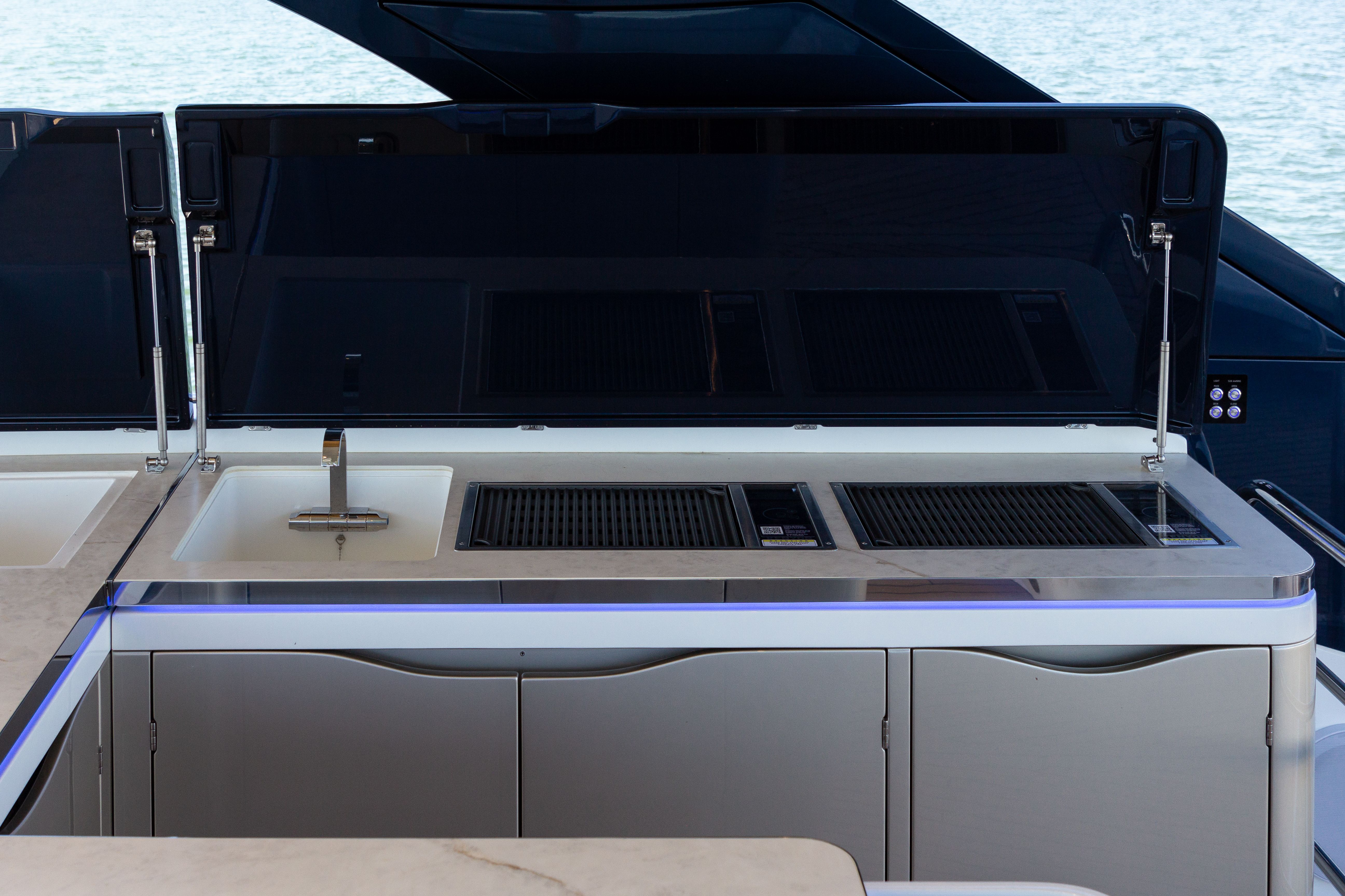 2026 Galeon 620 FLY Image Thumbnail #32