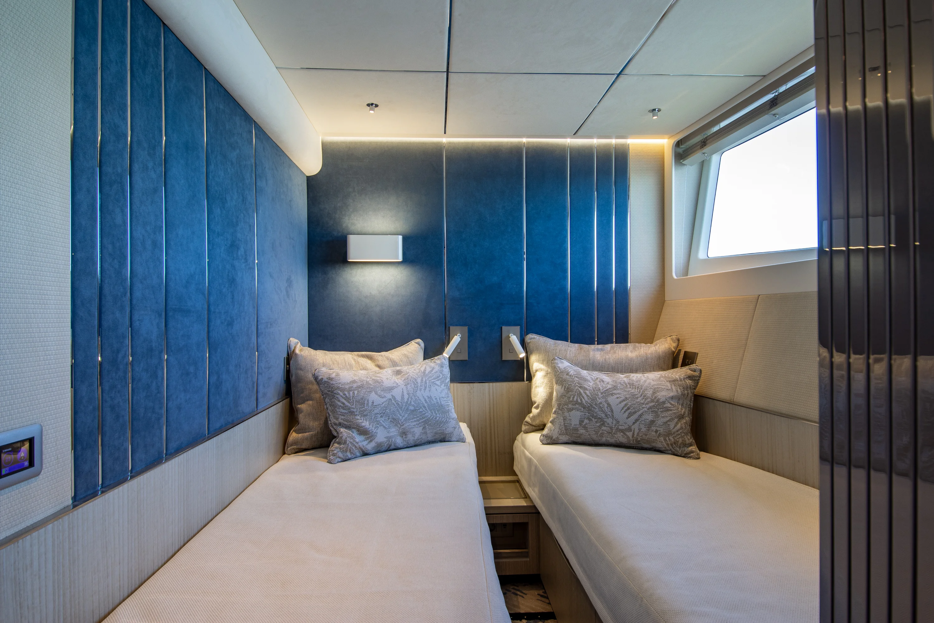 2026 Galeon
                                                             620 FLY Image Thumbnail #39