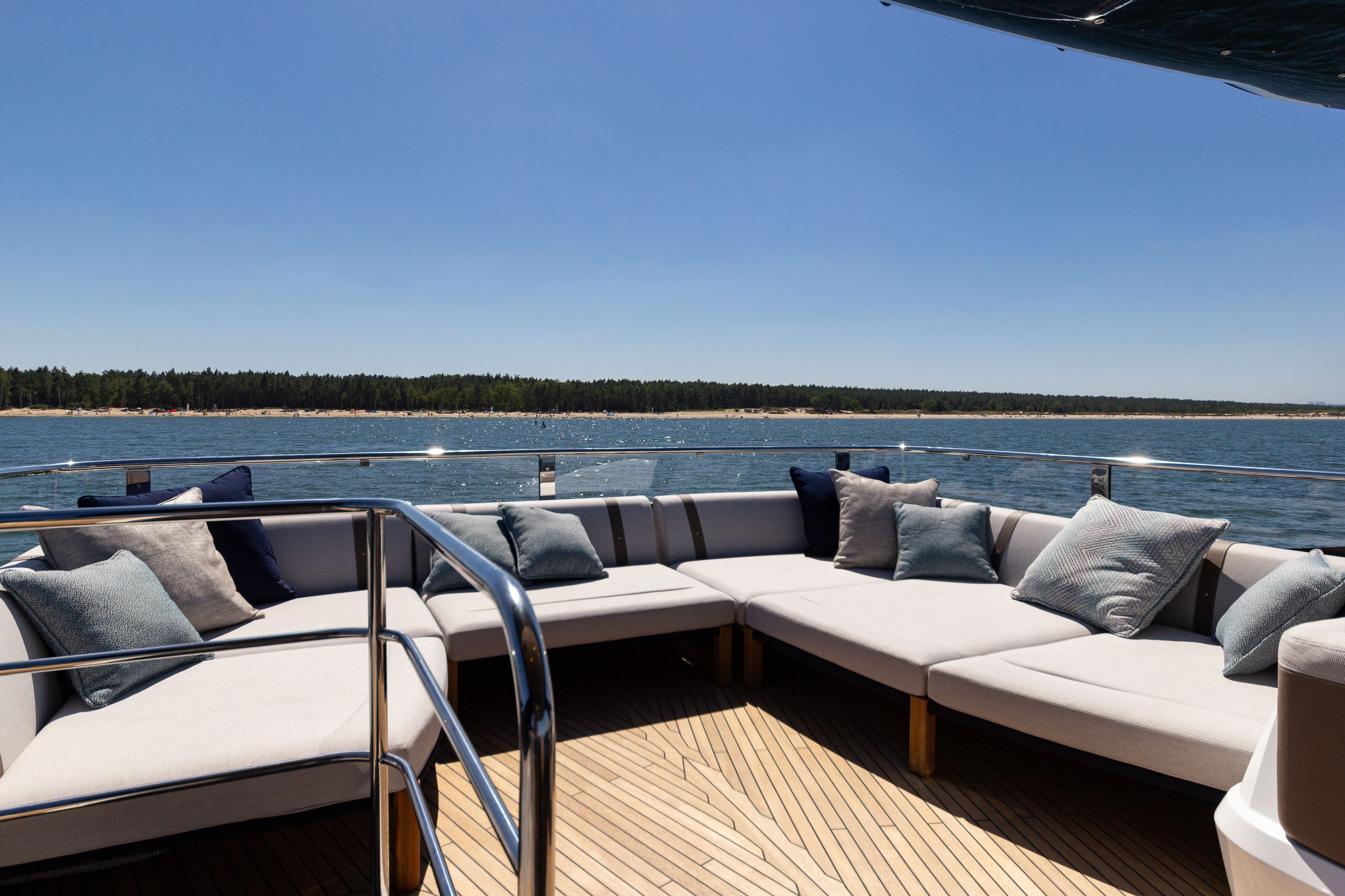 2026 Galeon 620 FLY Image Thumbnail #35