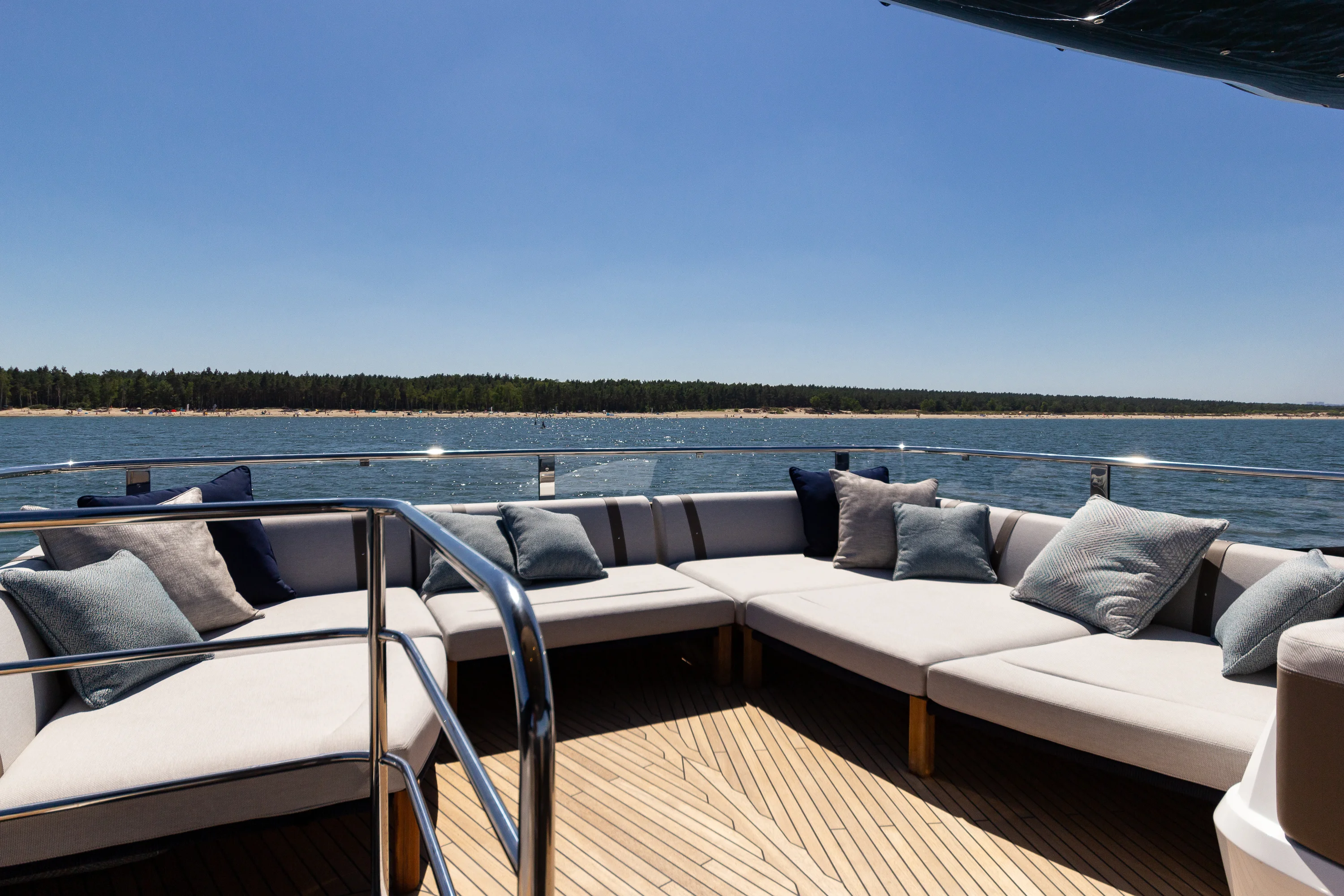 2026 Galeon
                                                             620 FLY Image Thumbnail #35