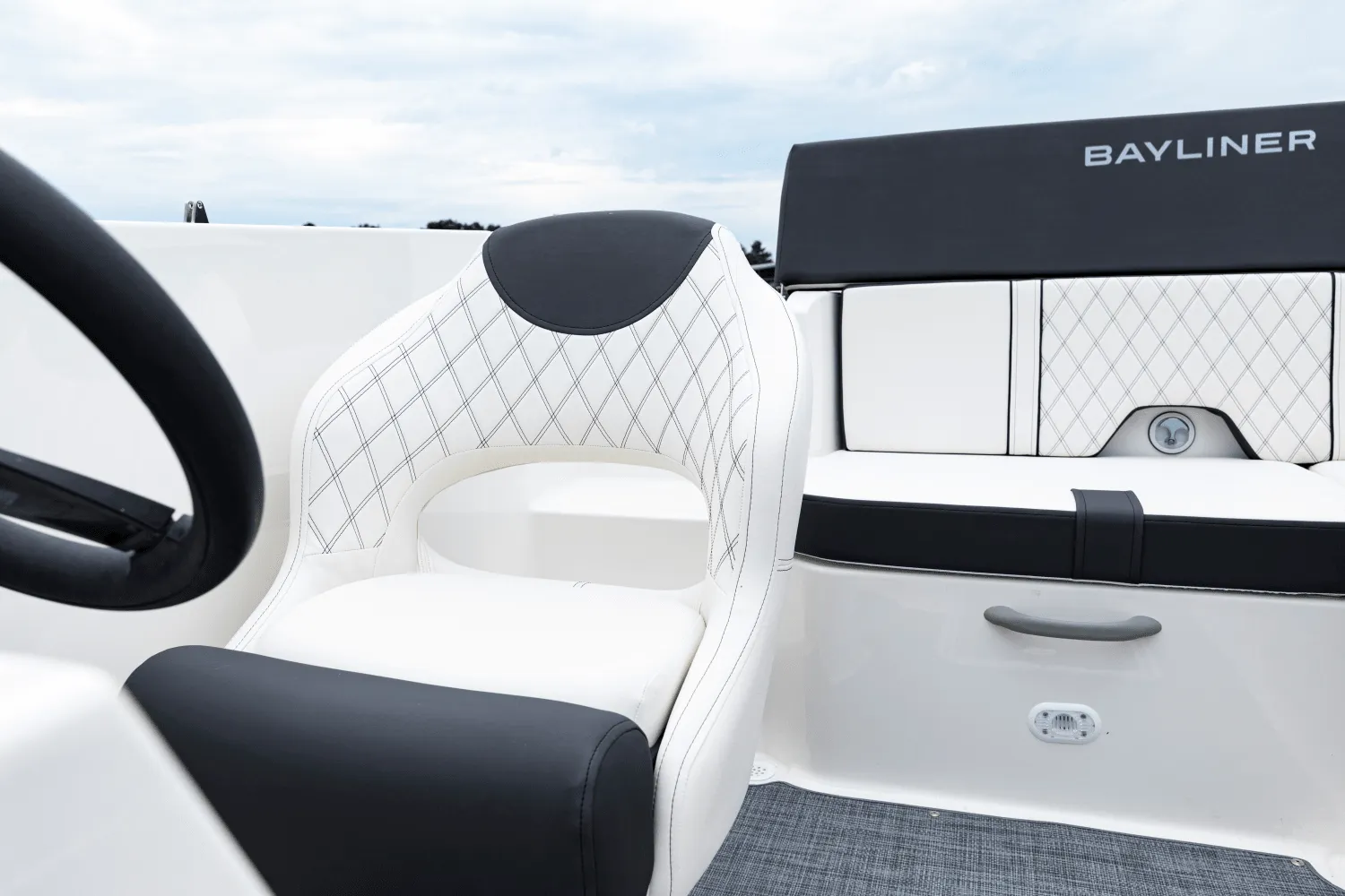 2025 Bayliner D20 Image Thumbnail #4