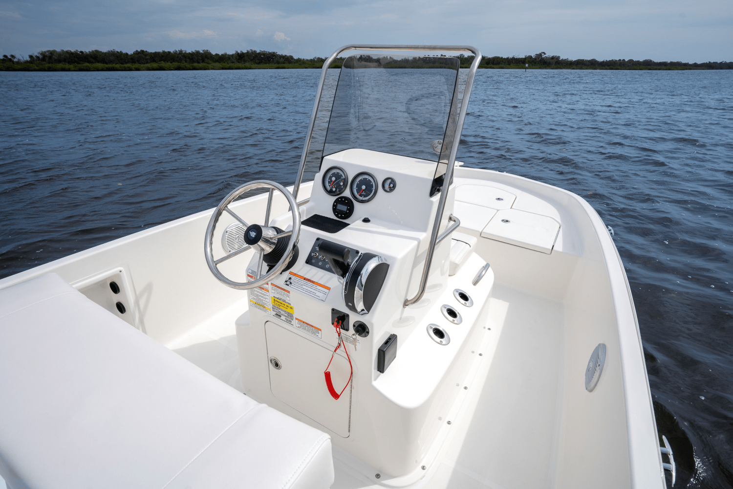 2025 Bayliner T18 Image Thumbnail #15