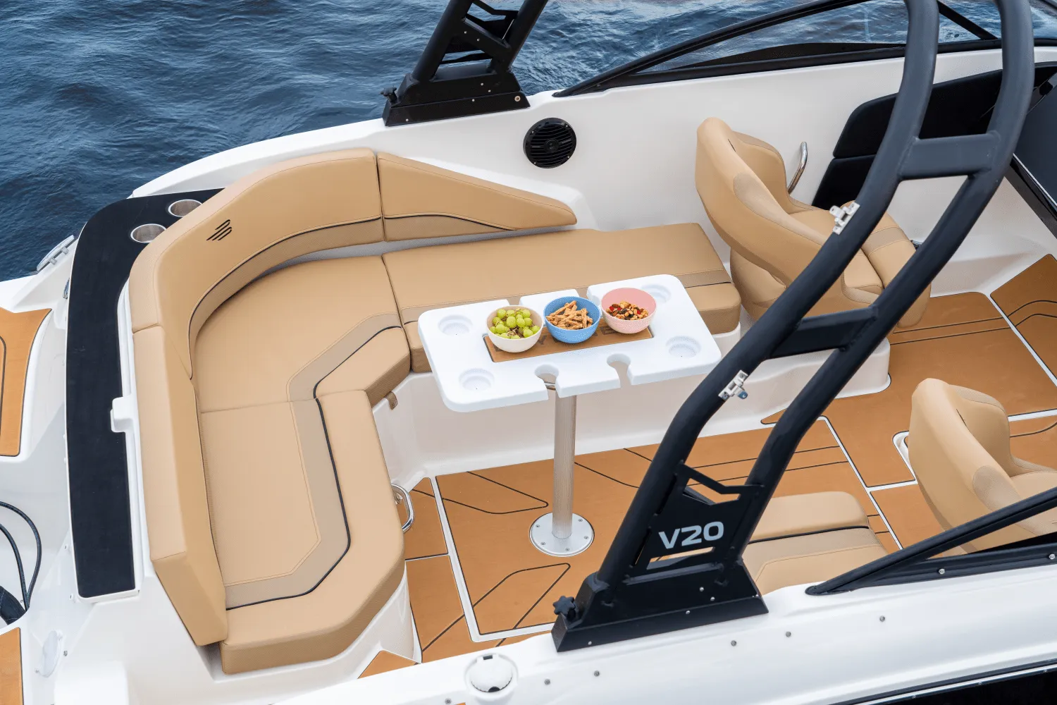 2025 Bayliner V20 Image Thumbnail #13