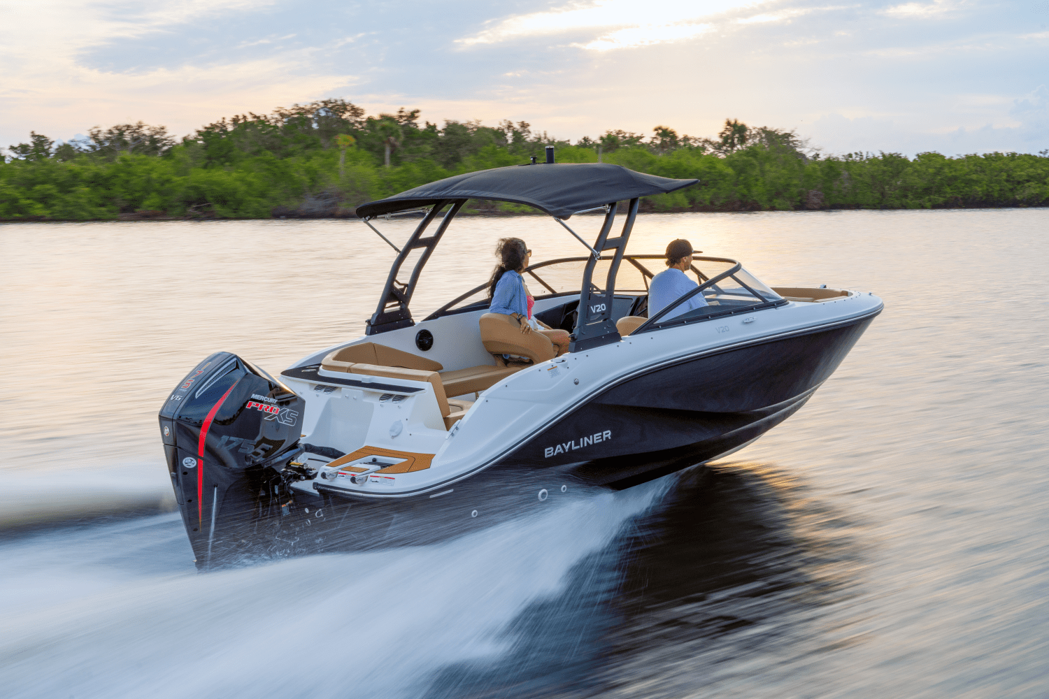 2025 Bayliner V20 Image Thumbnail #3