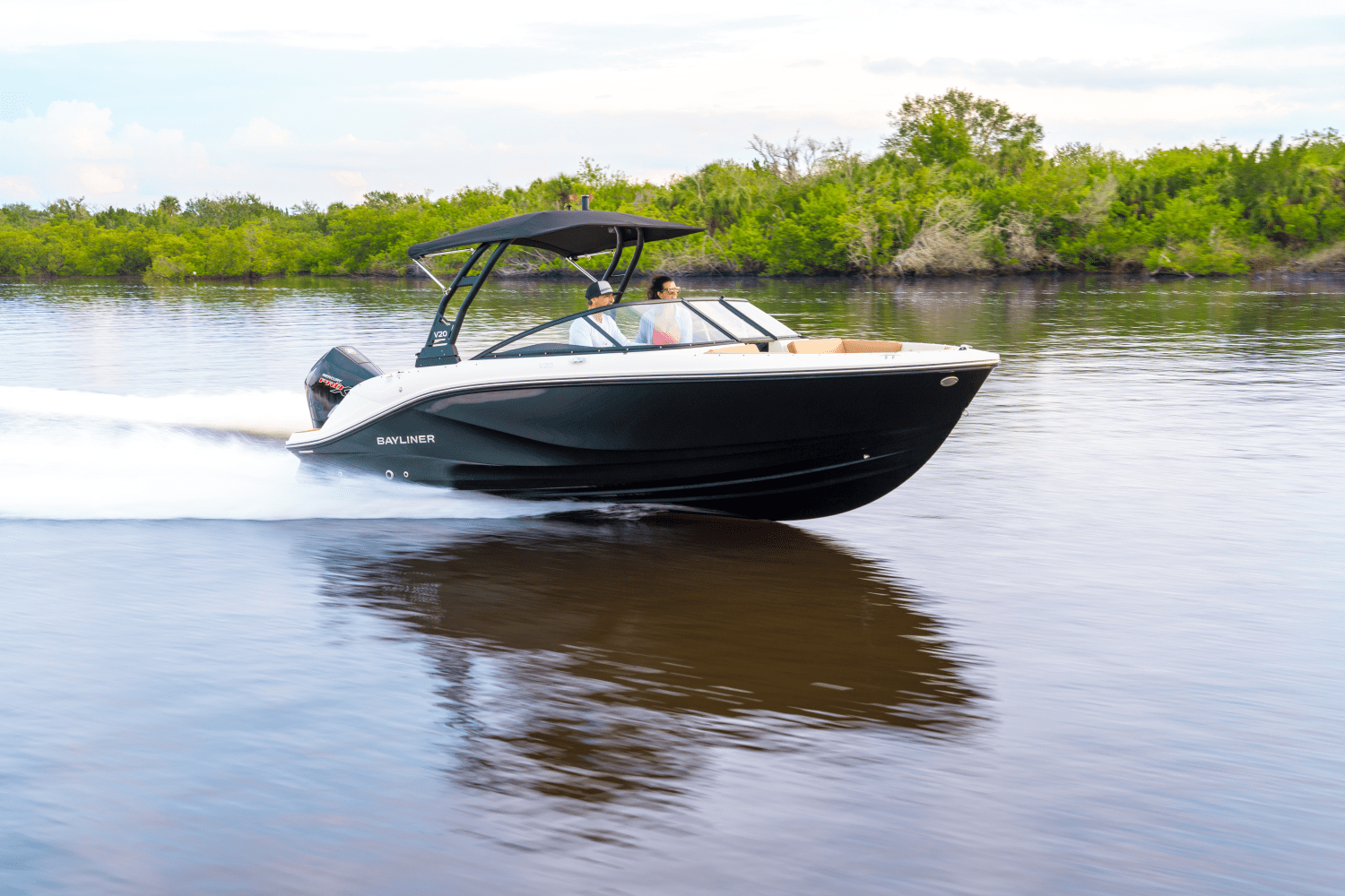 2025 Bayliner V20 Image Thumbnail #1