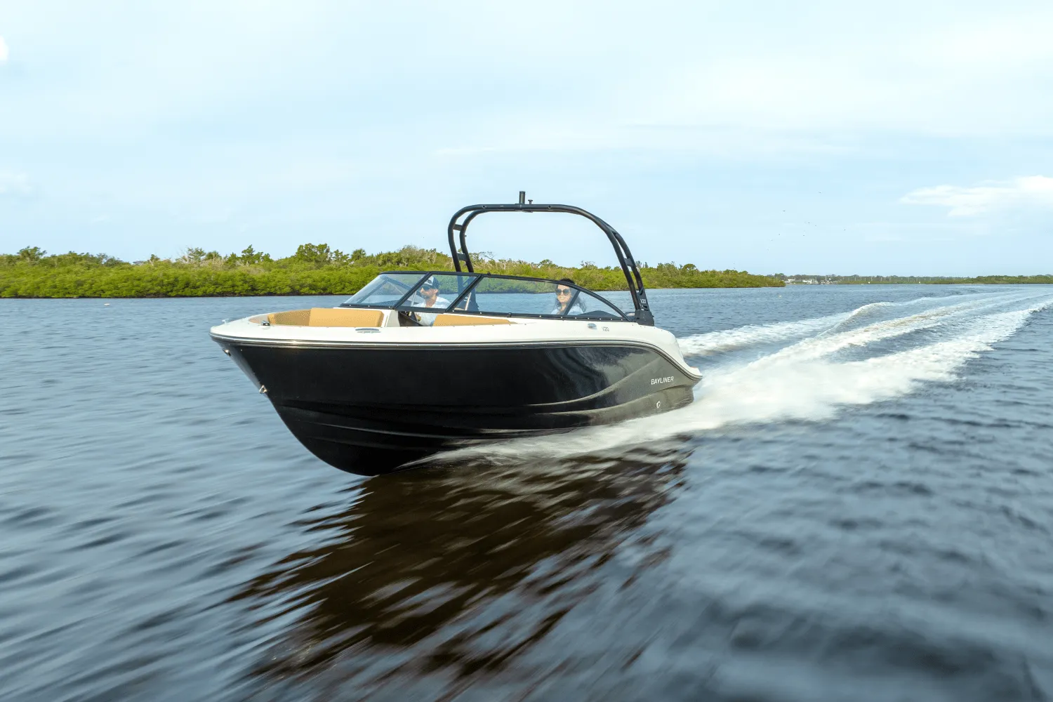 2025 Bayliner V20 Image Thumbnail #0