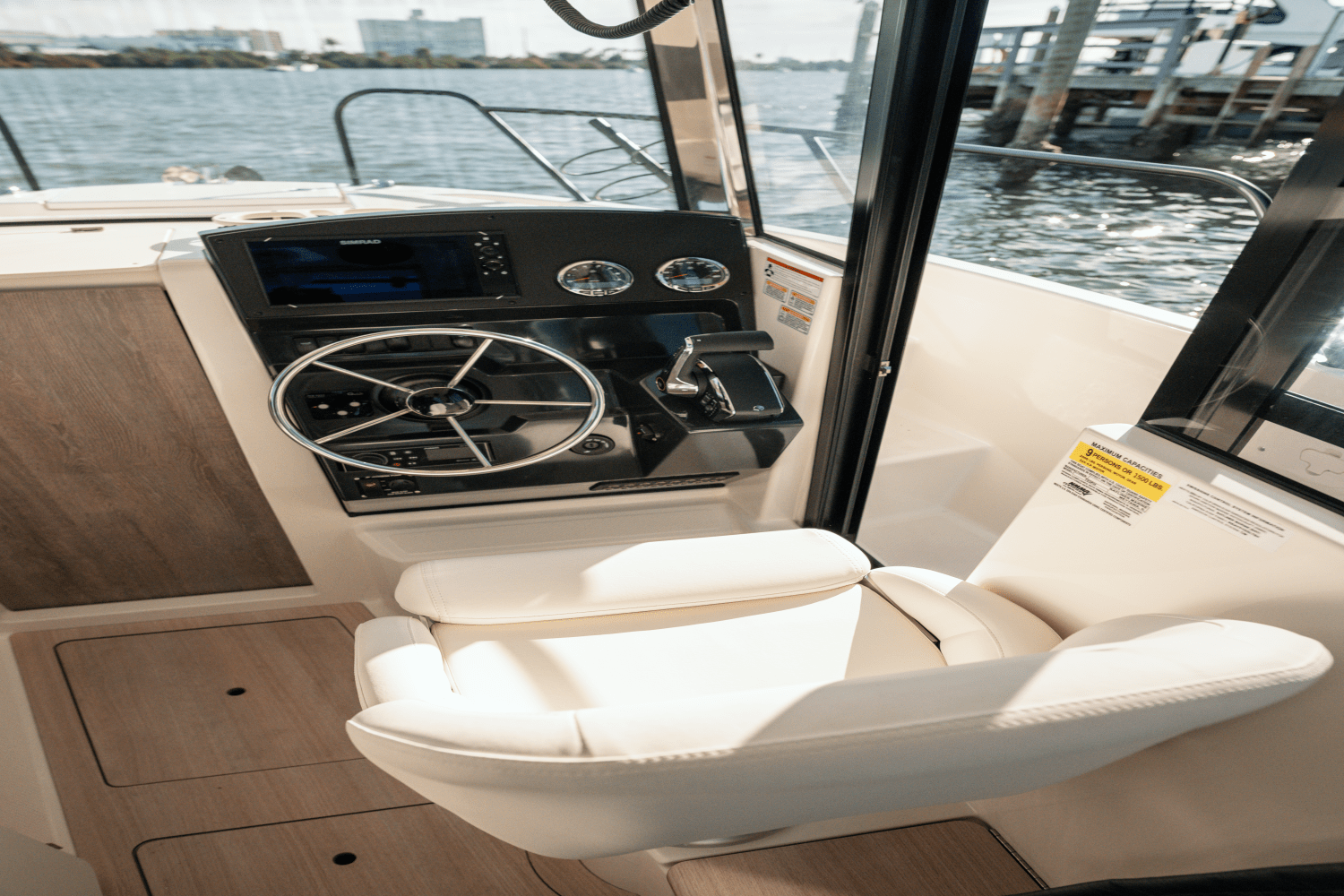 2025 Bayliner T23 Pilothouse Image Thumbnail #10