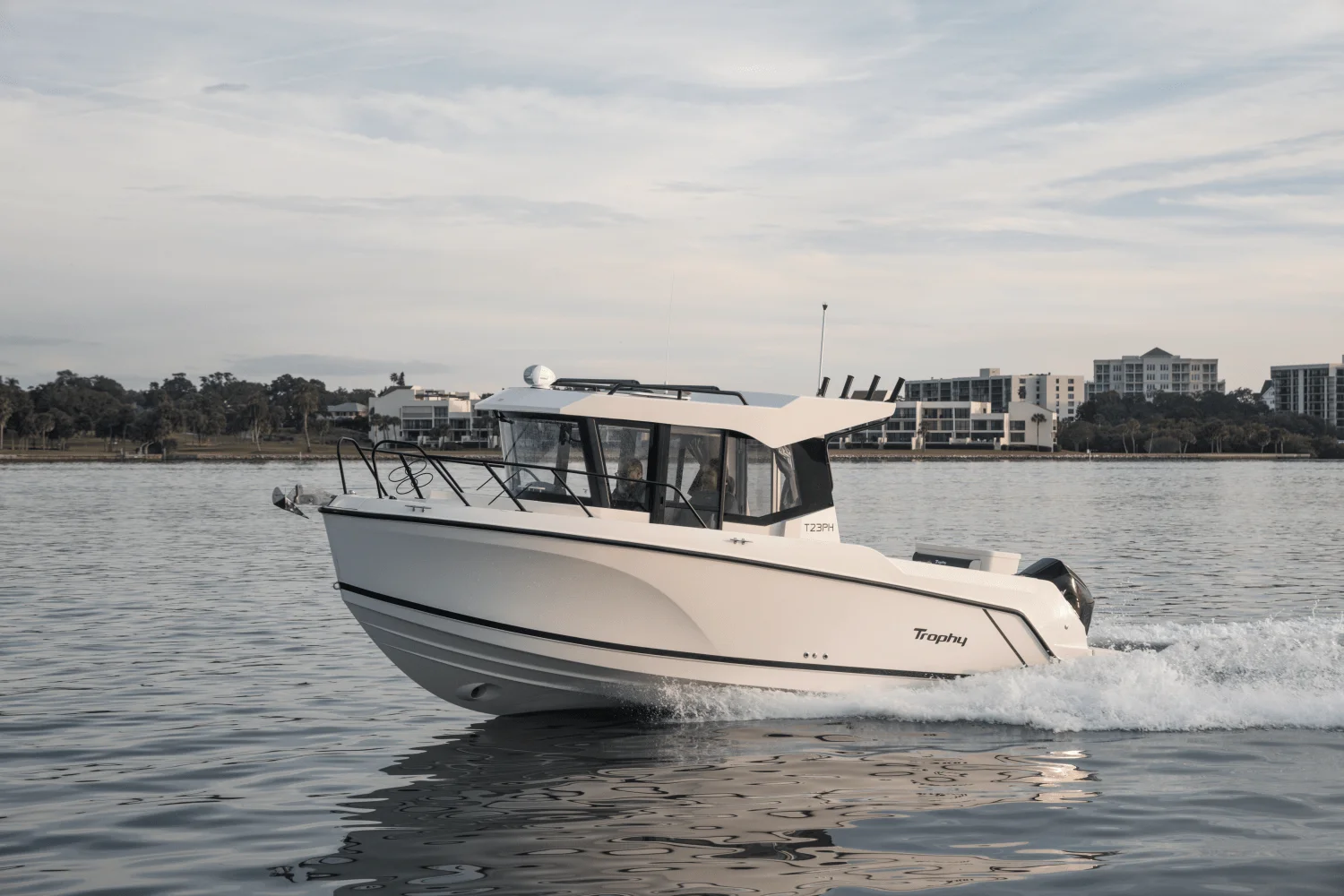 2025 Bayliner T23 Pilothouse Image Thumbnail #0