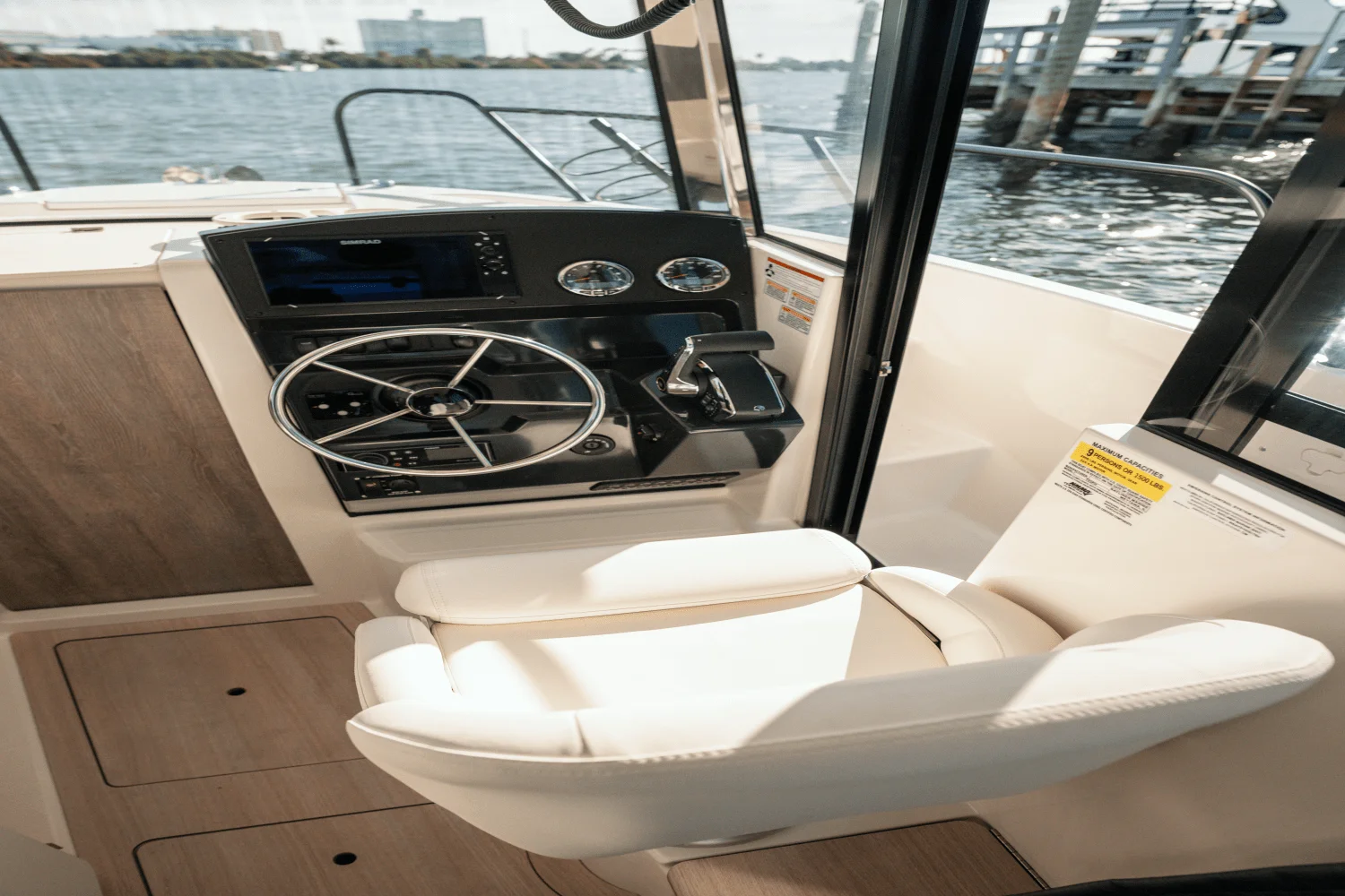 2025 Bayliner T23 Pilothouse Image Thumbnail #10