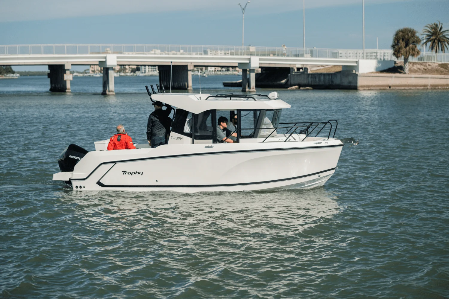 2025 Bayliner T23 Pilothouse Image Thumbnail #1
