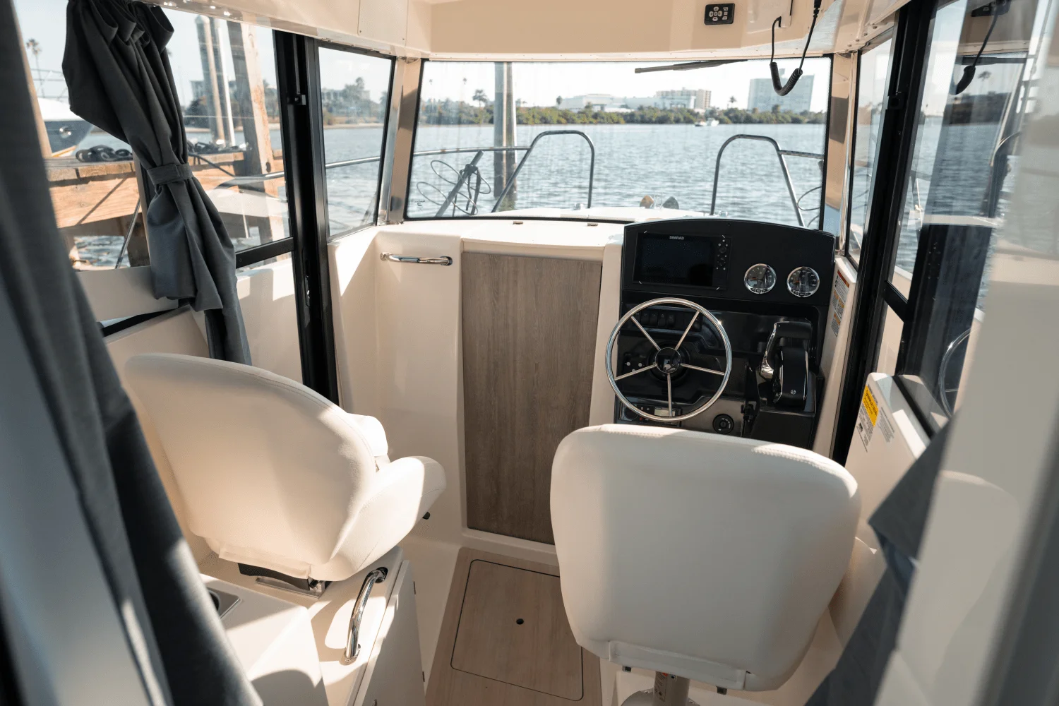 2025 Bayliner T23 Pilothouse Image Thumbnail #8