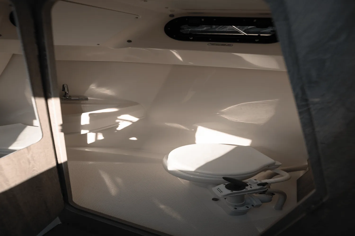 2025 Bayliner T25 Pilothouse Image Thumbnail #22