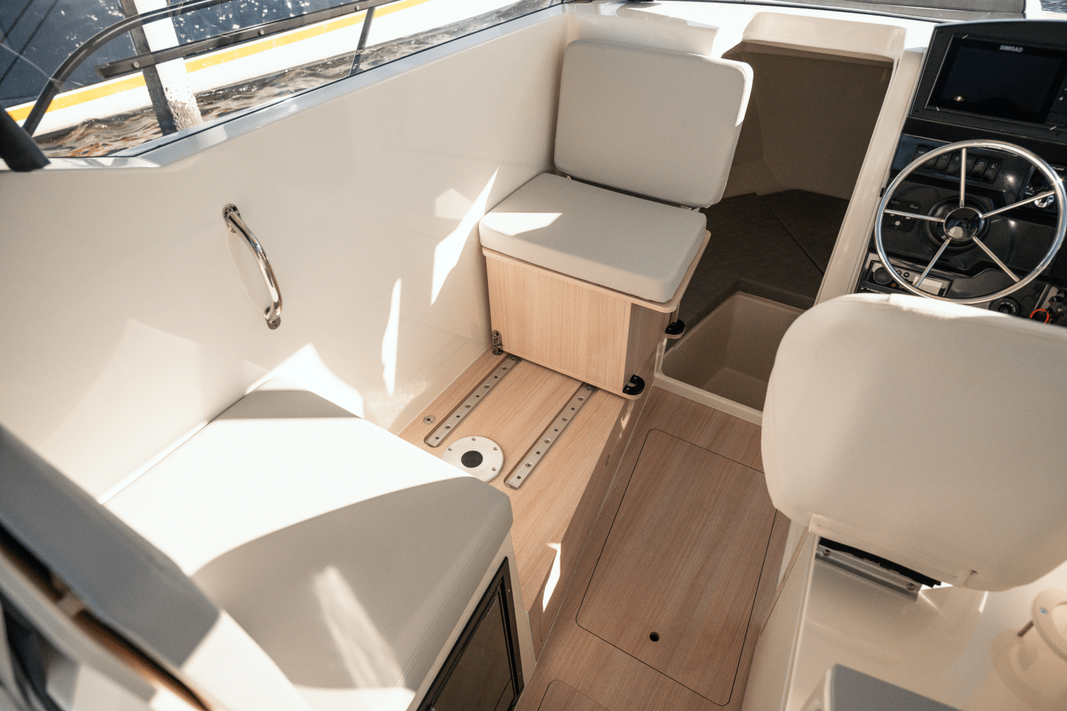 2025 Bayliner T25 Pilothouse Image Thumbnail #6