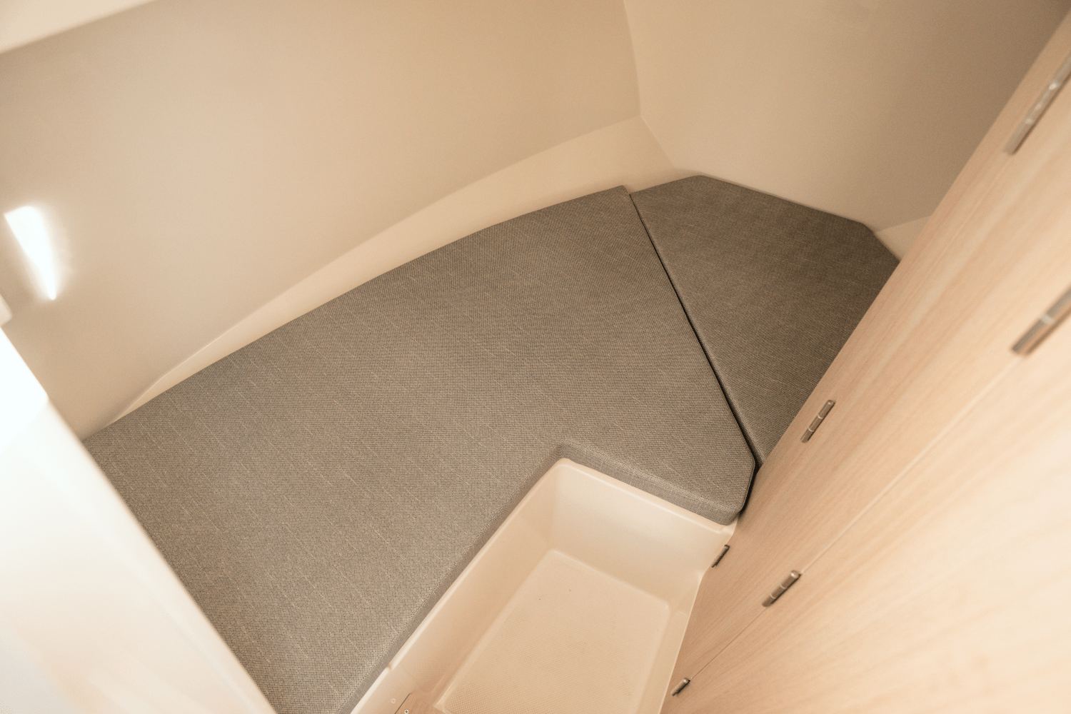 2025 Bayliner T25 Pilothouse Image Thumbnail #8