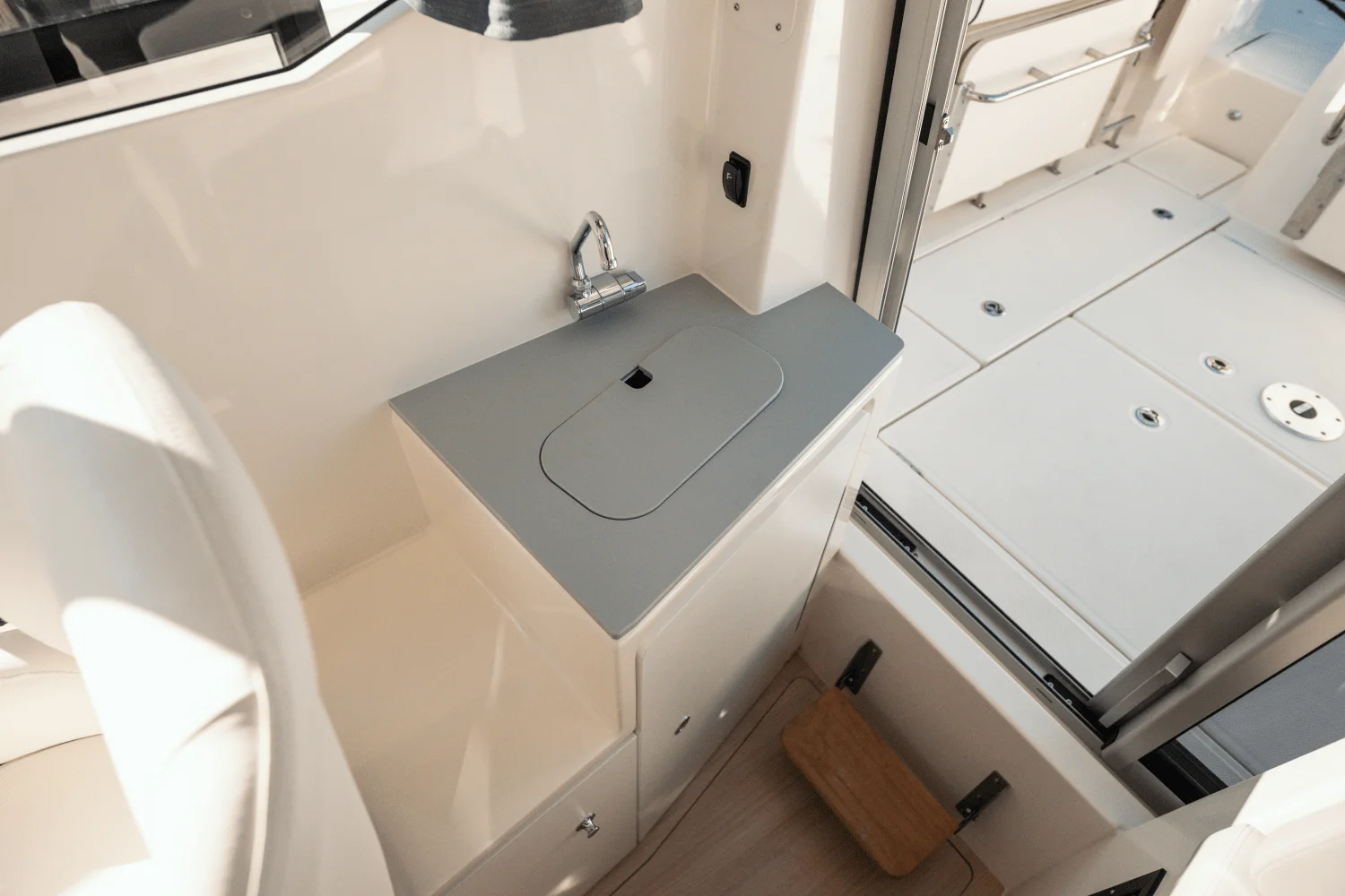 2025 Bayliner T25 Pilothouse Image Thumbnail #12