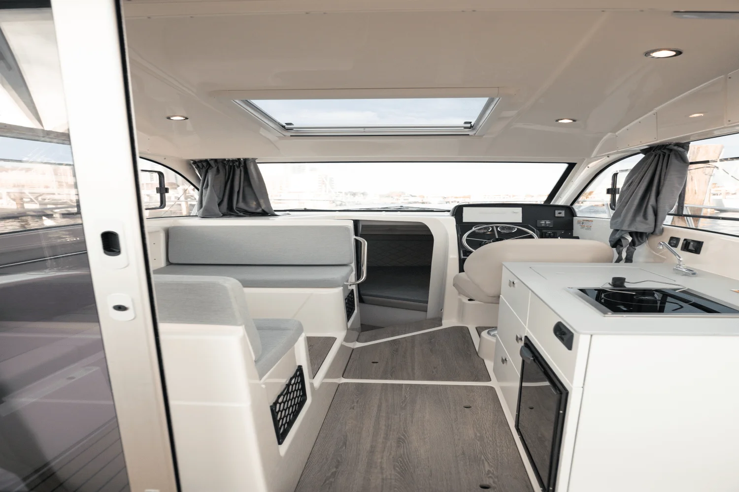 2025 Bayliner T25 Explorer Image Thumbnail #35