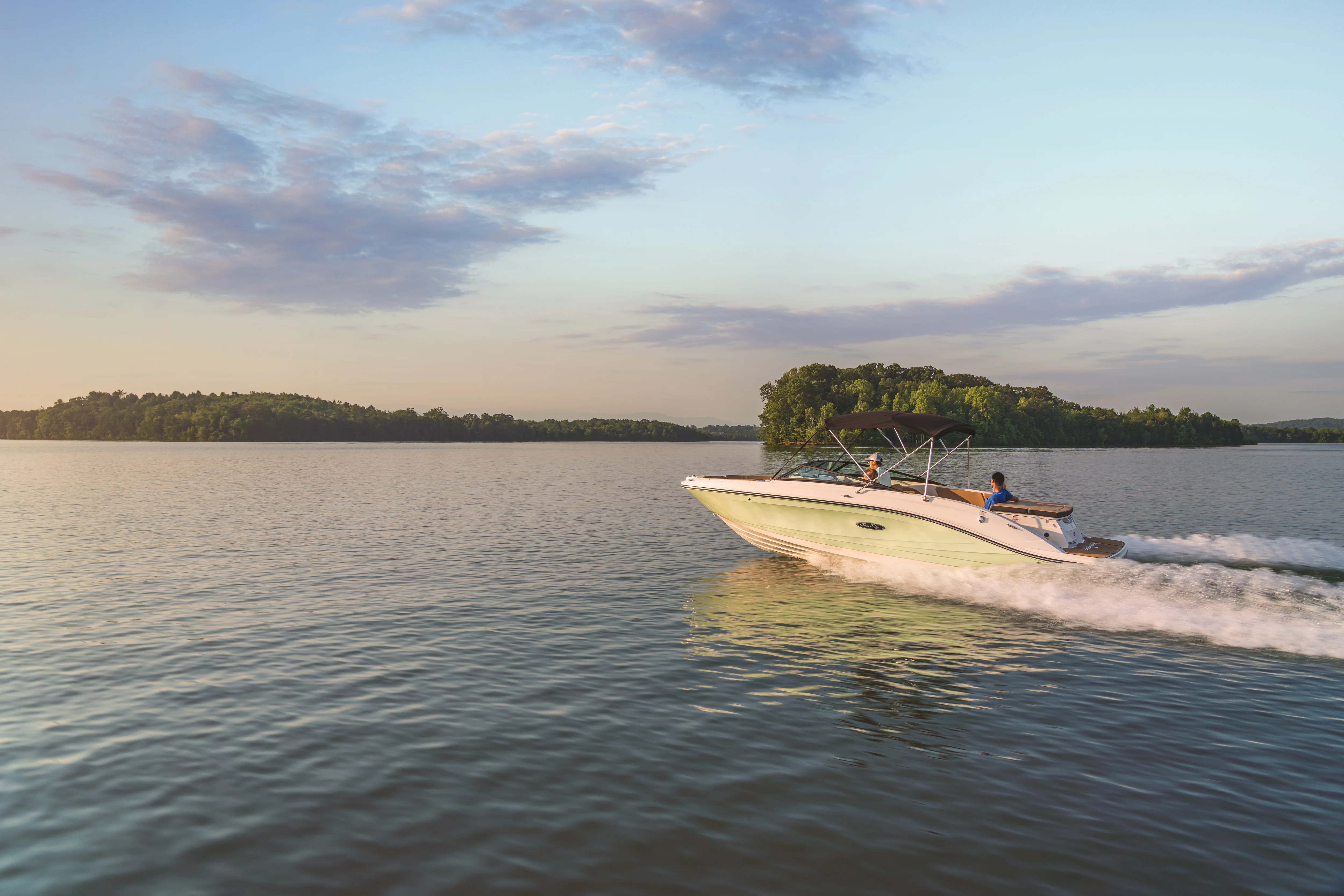 2026 Sea Ray SPX 230 Image Thumbnail #10