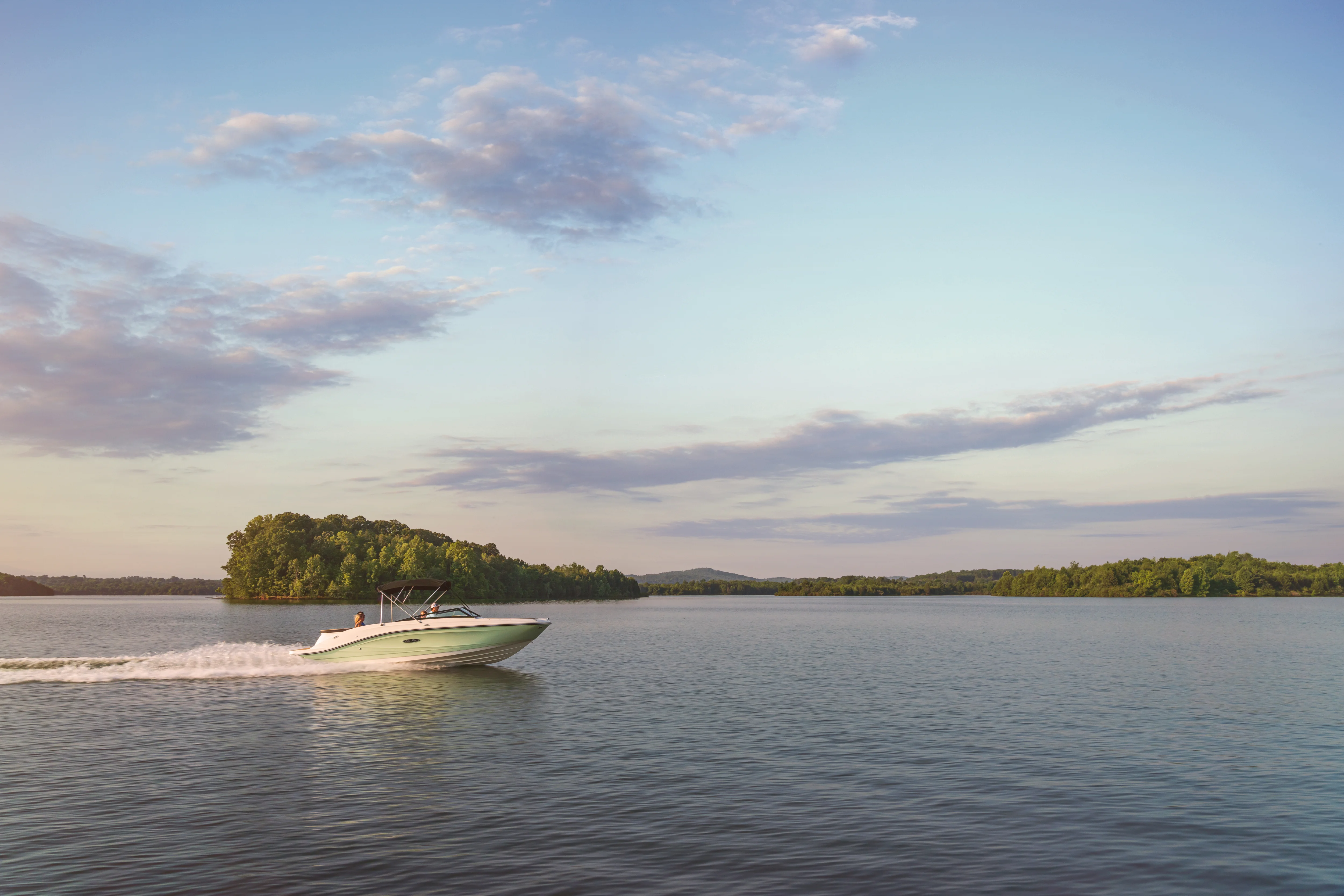 2026 Sea Ray SPX 230 Image Thumbnail #13