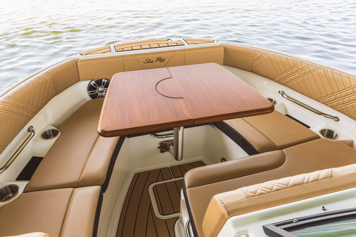 2026 Sea Ray SDX 230 Image Thumbnail #24
